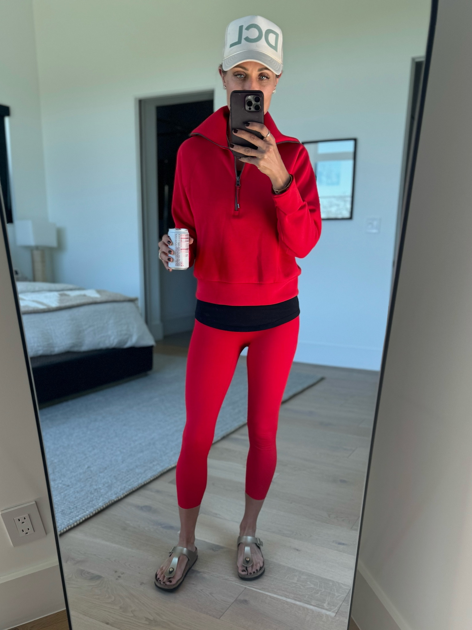 A RED Spanx moment.. ♥️♥️♥️