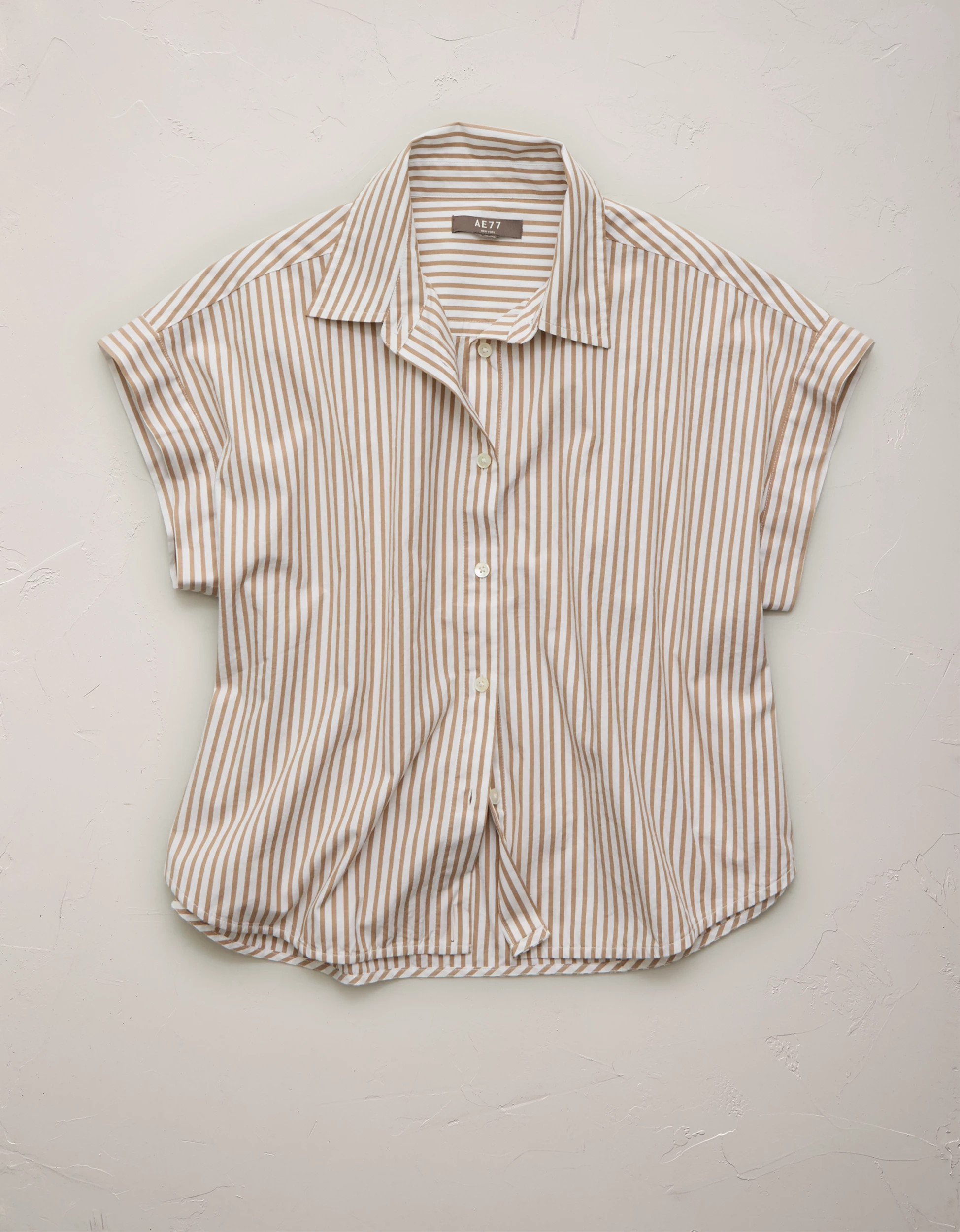 AE77 Cropped Poplin Short-Sleeve Shirt | American Eagle Outfitters (US & CA)