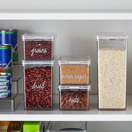 Kitchen perfection from the Container Store, OXO Storage, and The Home Edit!

#storage #kitchengoals #organization 