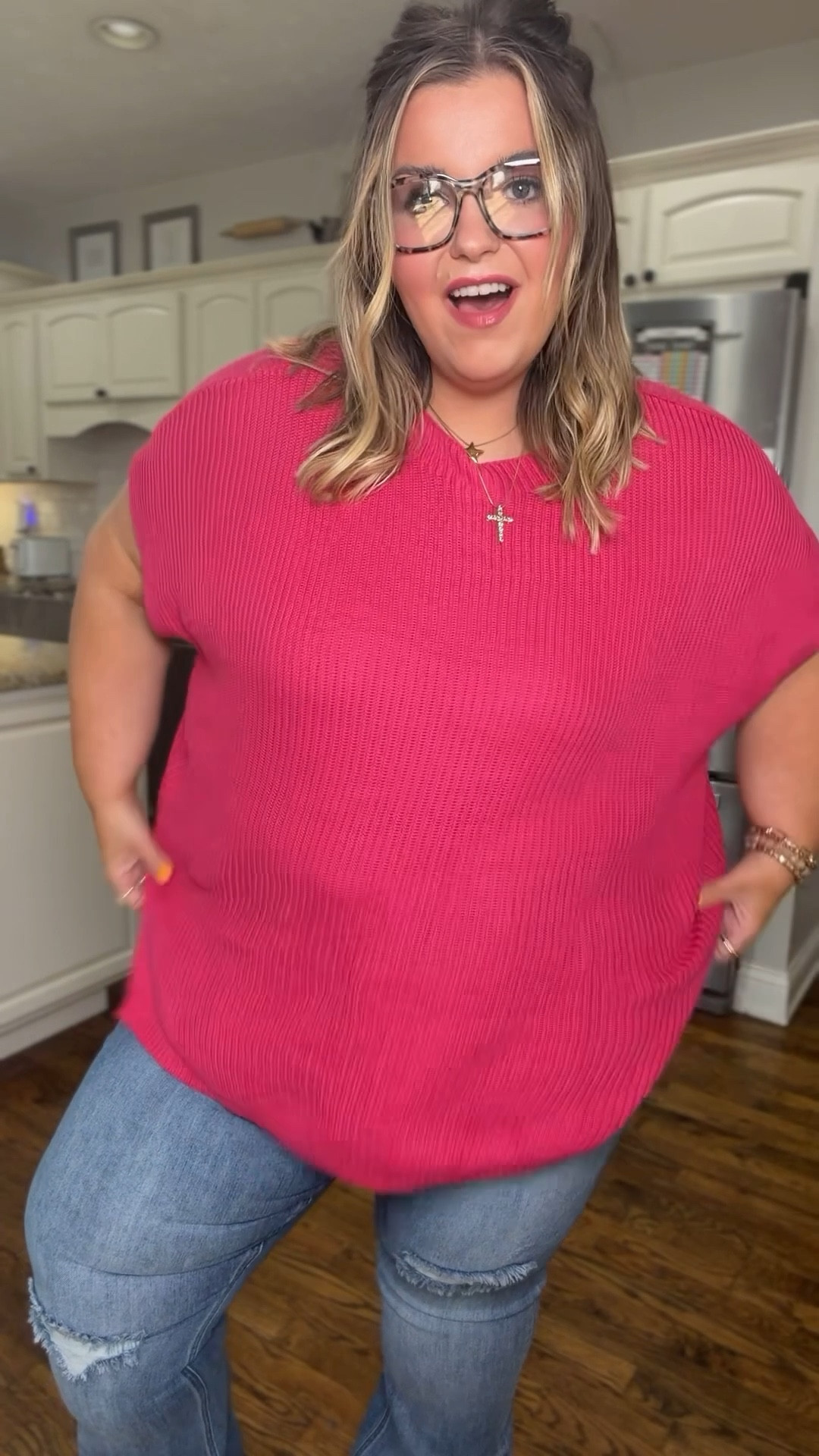 This no cling plus size friendly top is one of my go-to options!! Nice and flowy and has plenty of length - plus fun colors! 

#LTKPlusSize