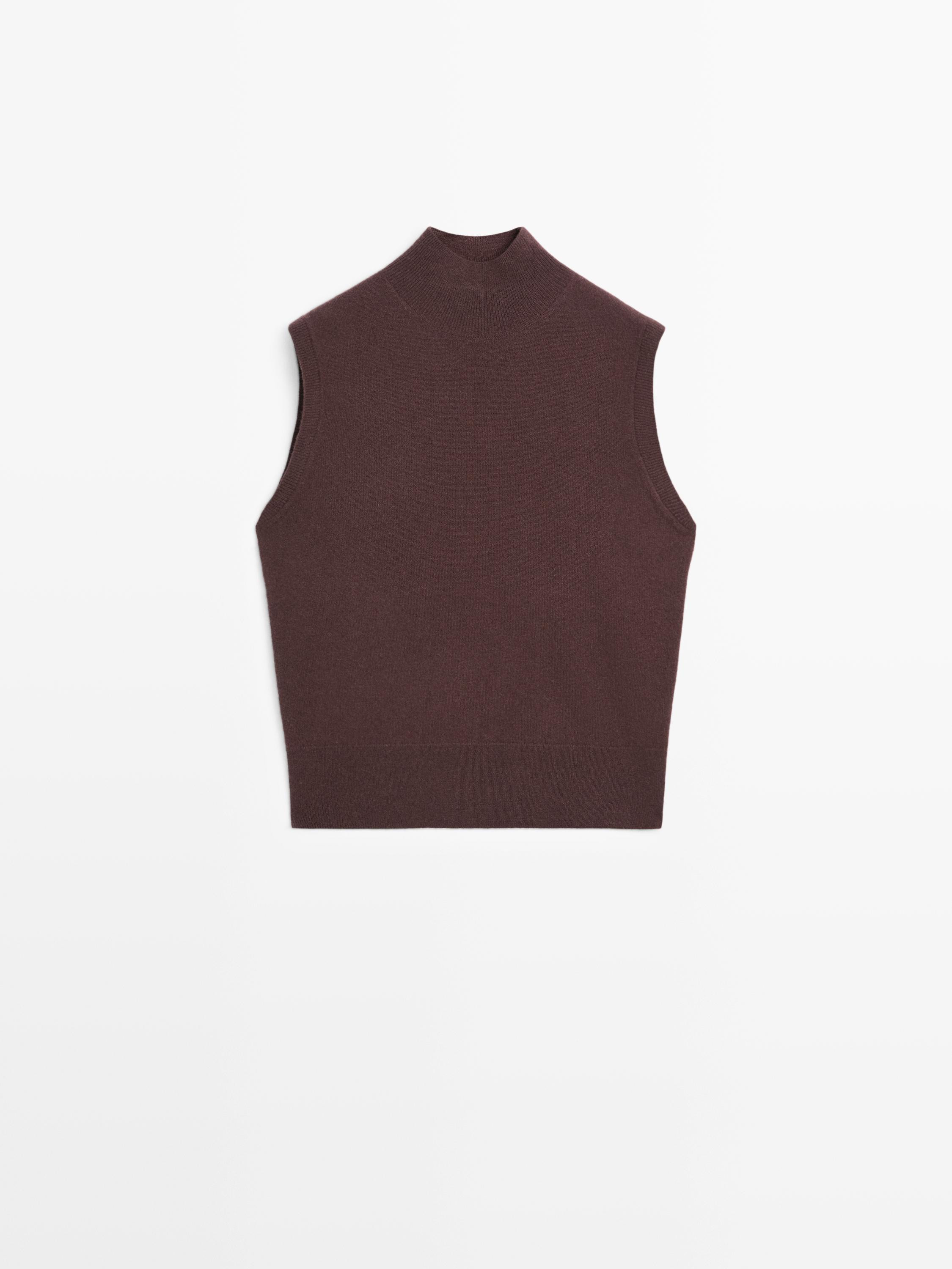 100% Cashmere knit vest. High neck. Sleeveless. Ribbed trims . Soft fabric that’s pleasant to t... | Massimo Dutti UK