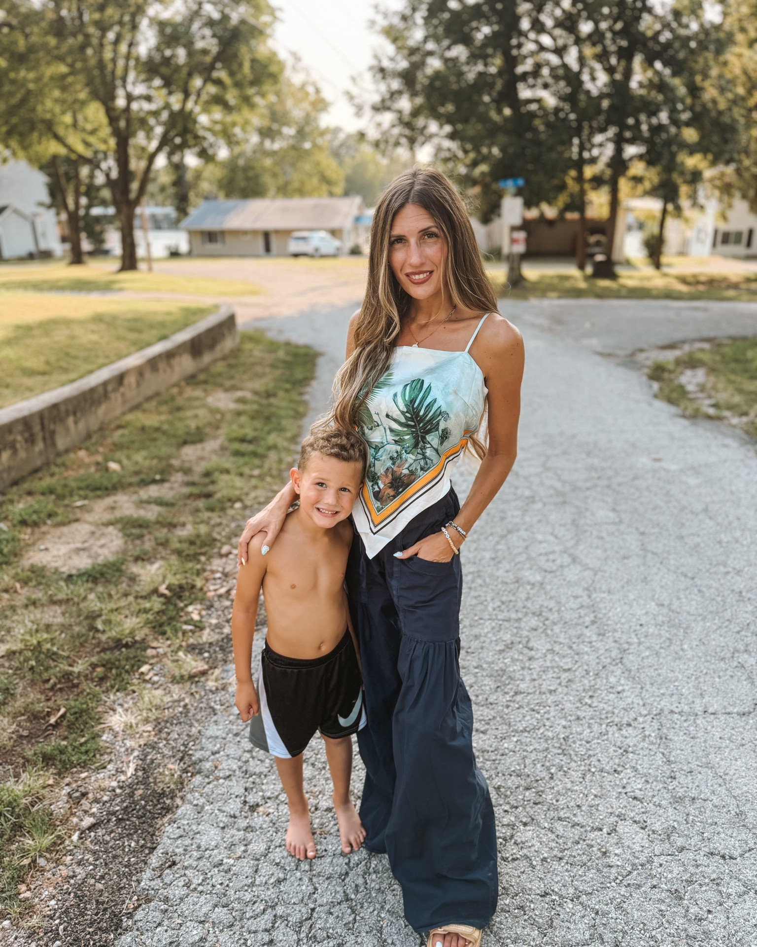 trendy fit for post summer pre fall season

#LTKootd #LTKTravel #LTKgrwm