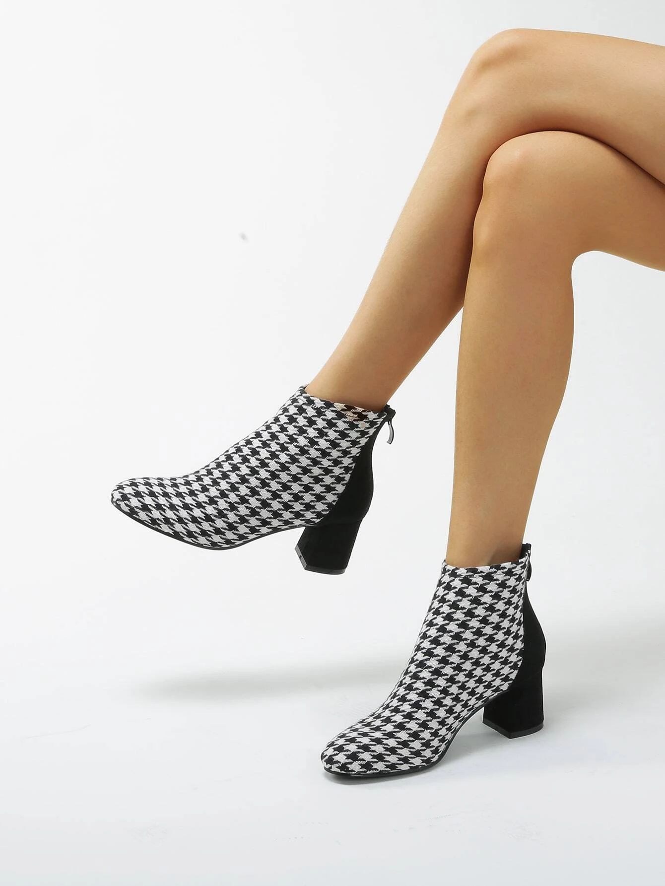 Houndstooth Graphic Chunky Heeled Boots | SHEIN