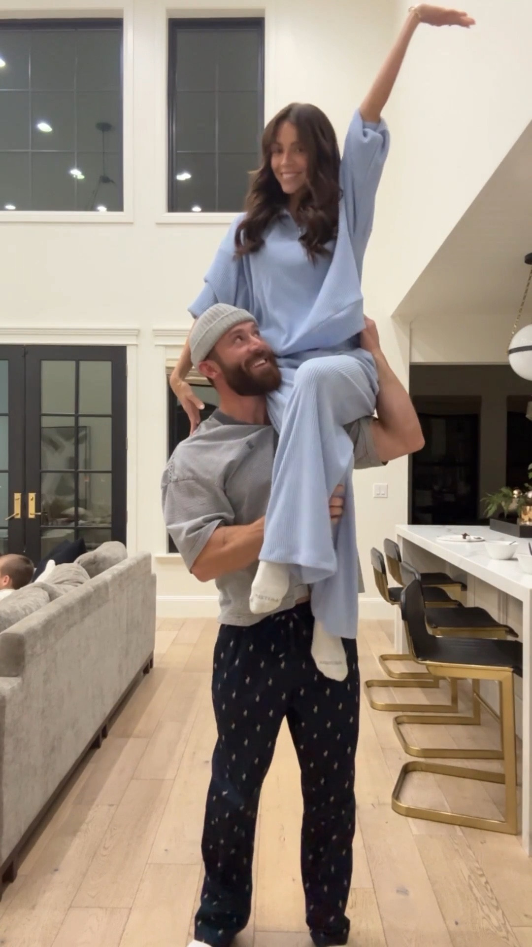 LTK SPRING SALE ITEM — same cozy sweater! love that you can mix and match it for spring or stay home and be super cozy 

#LTKootd #LTKSeasonal