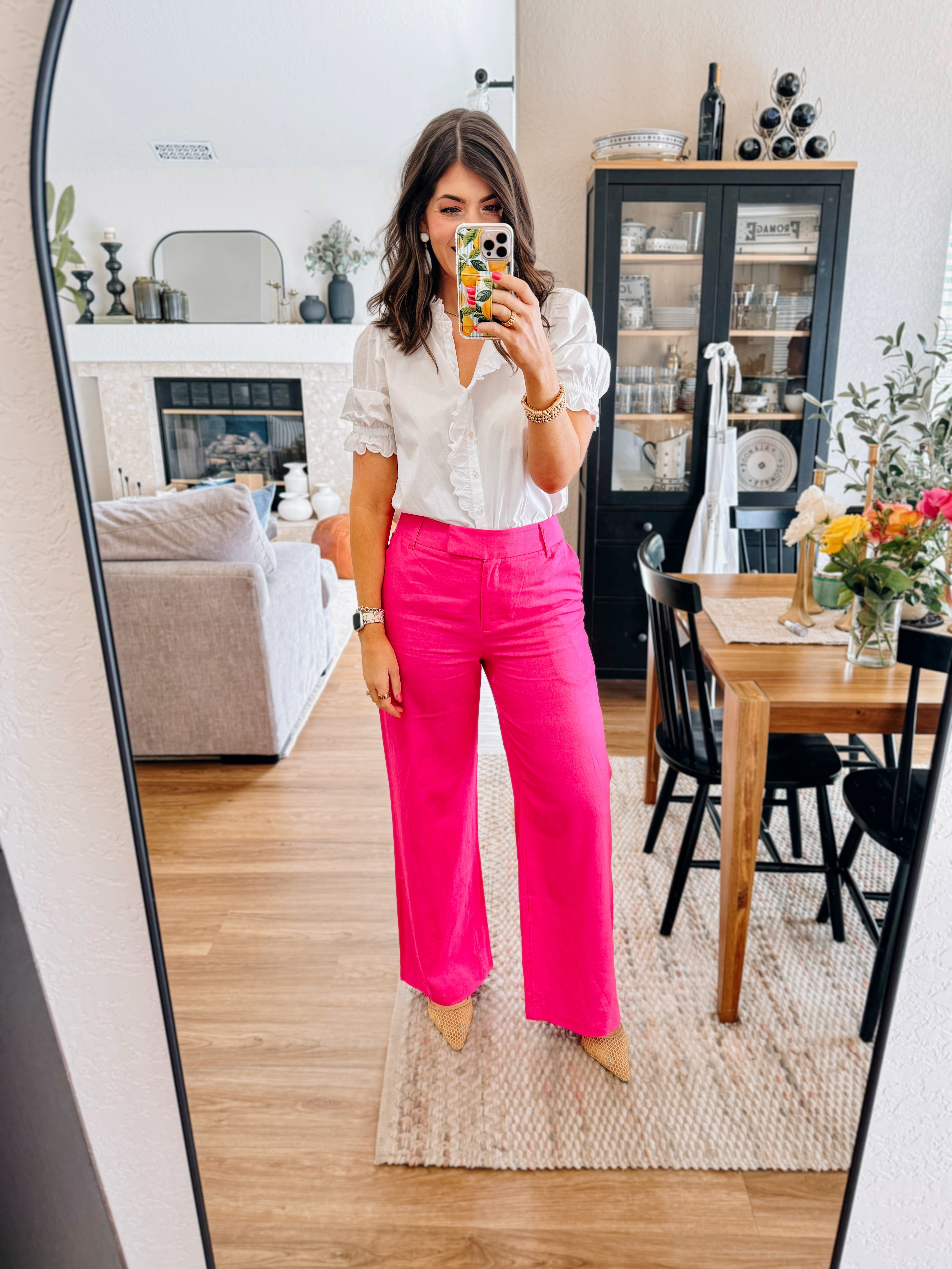 In a medium blouse and 8 wide leg linen trouser 

midsize workwear, business casual outfits, chic office looks, professional style, midsize fashion inspo, everyday work outfits, office outfit, office look, affordable workwear

#LTKFindsUnder50 #LTKWorkwear #LTKStyleTip