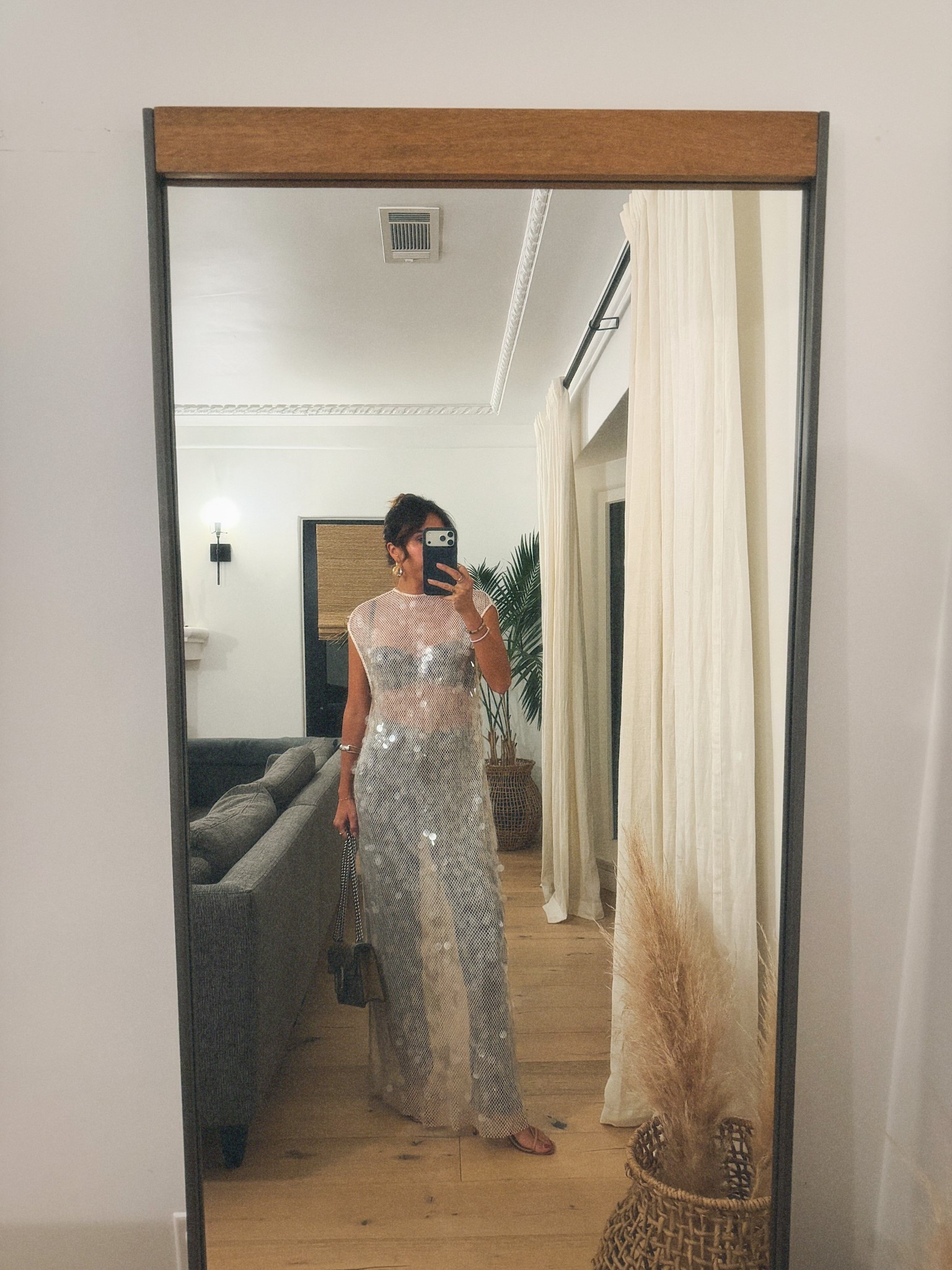 Okay vrg girl with this sequin dress! 

#LTKHoliday