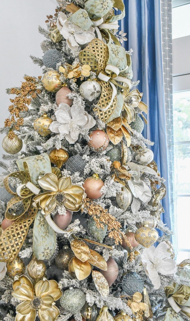 Christmas tree, ornaments, ribbon on sale!
25% off + free shipping 

#LTKSaleAlert #LTKHome #LTKHoliday