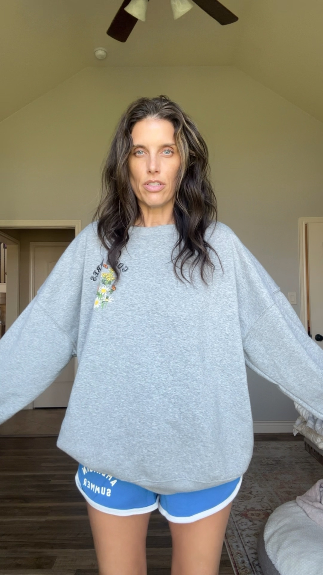 The most comfortable sweatshirt I’ve ever worn

#LTKOver40 #LTKStyleTip #LTKBeauty