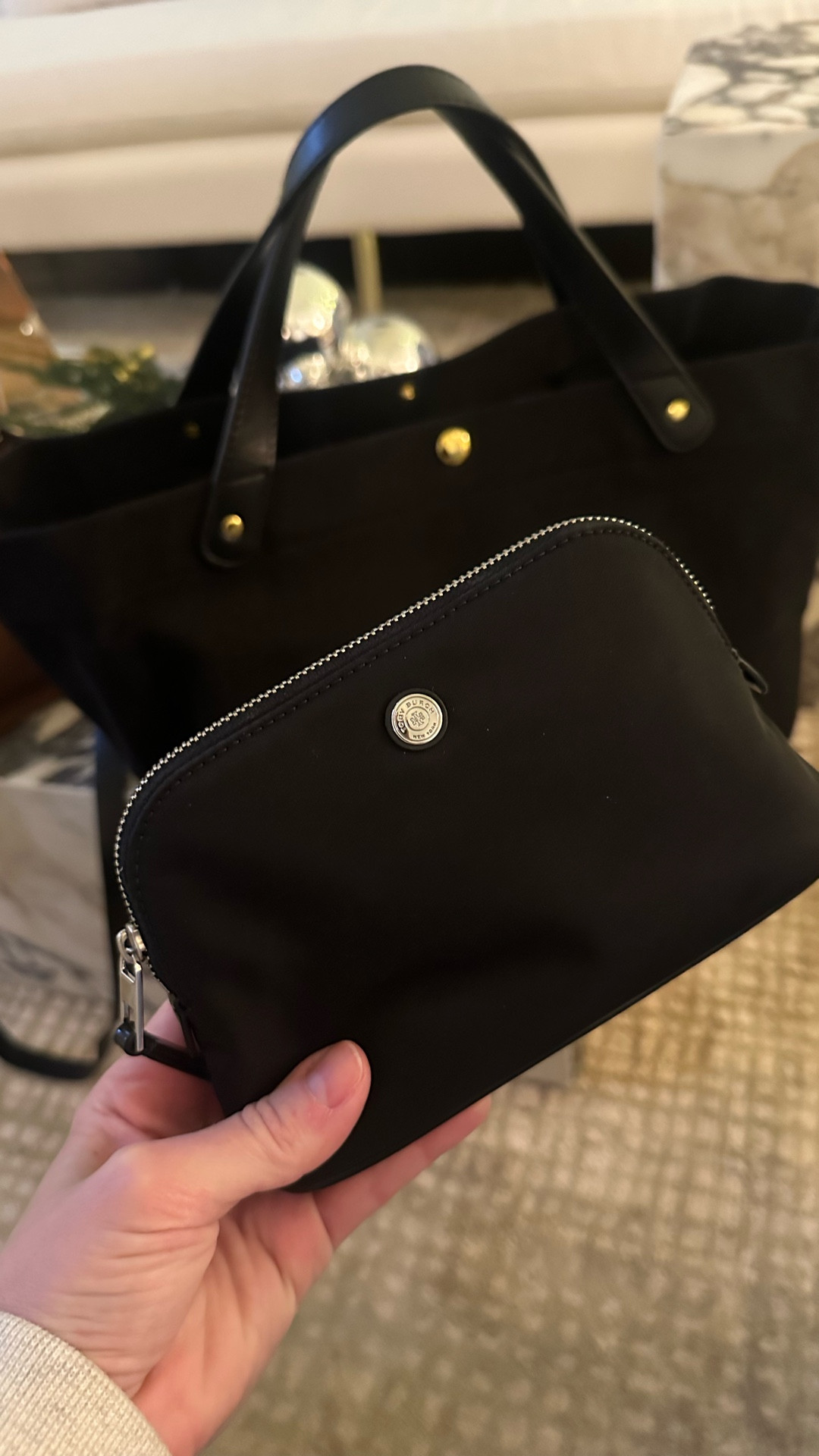 My new cosmetic bag that fits perfectly in my bags. 💕 luxe and holds a ton for the size 

#LTKFindsUnder100 #LTKGiftGuide