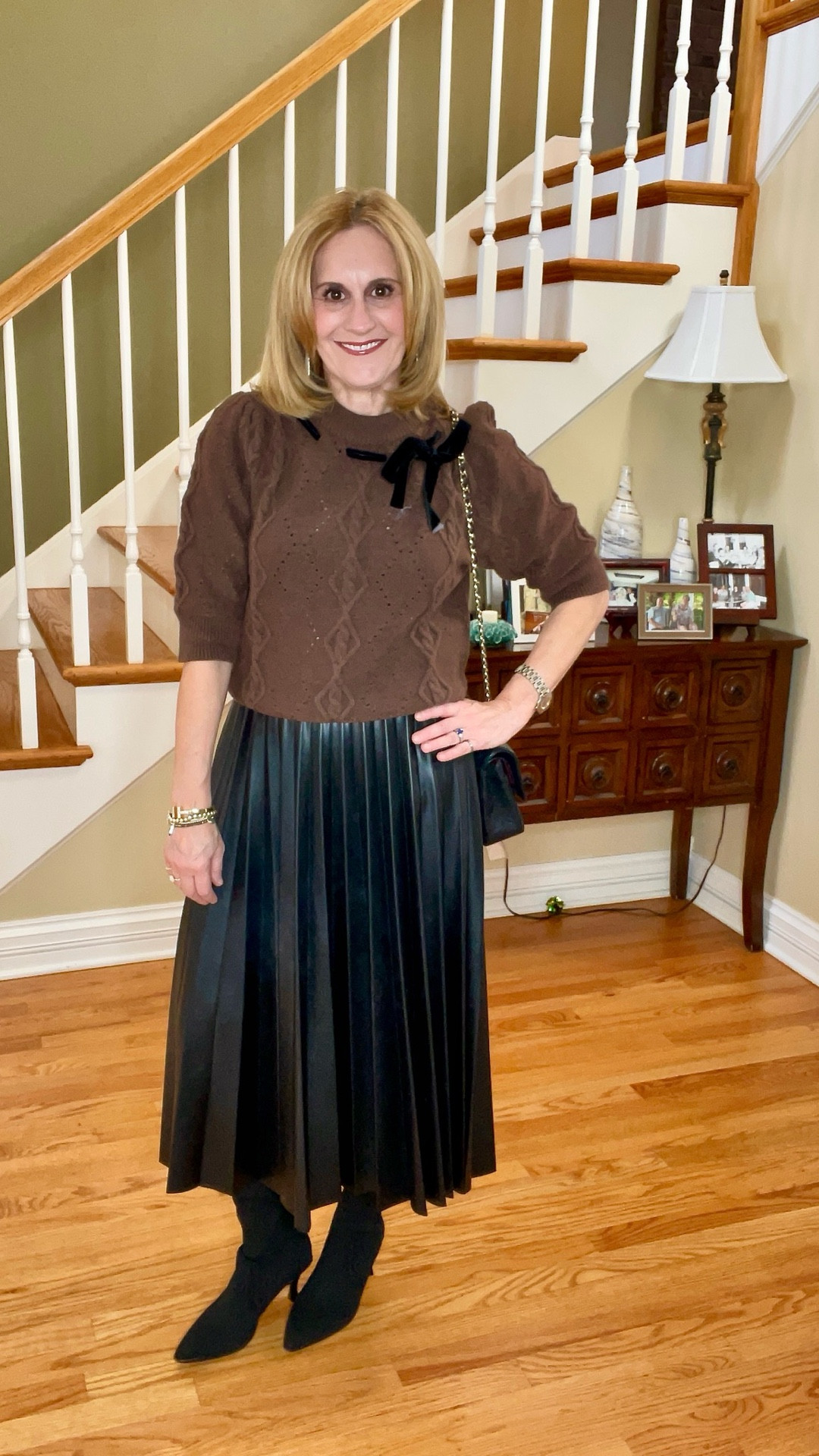 Bow sweater style for Thanksgiving! 🎀 Which look is your fave? 

#LTKPetite #LTKHoliday #LTKOver40