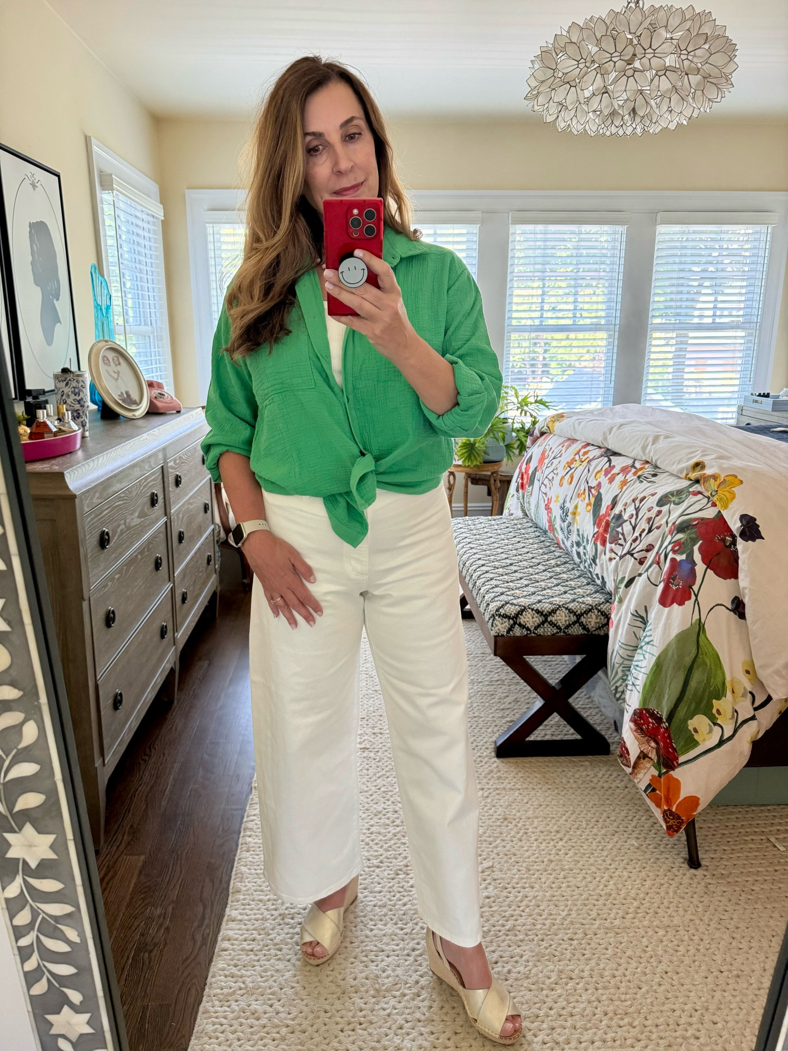 🤍 The unicorn of white jeans! 🤍



#LTKMidsize #LTKOver40 #LTKFindsUnder50