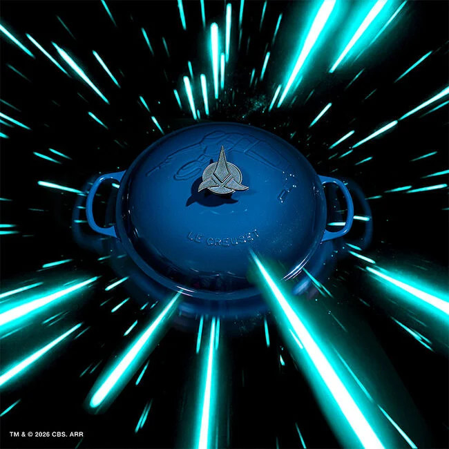 Le Creuset Star Trek Collection Klingon Round Braiser with Klingon Trefoil Knob