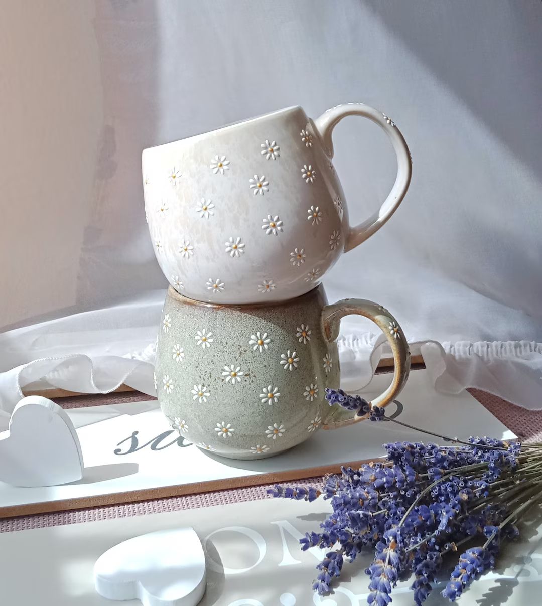 Daisy coffee mug | Cozy tea cups | Daisy cappuccino ceramic mug | Cute daisy pottery| Hand painte... | Etsy (US)