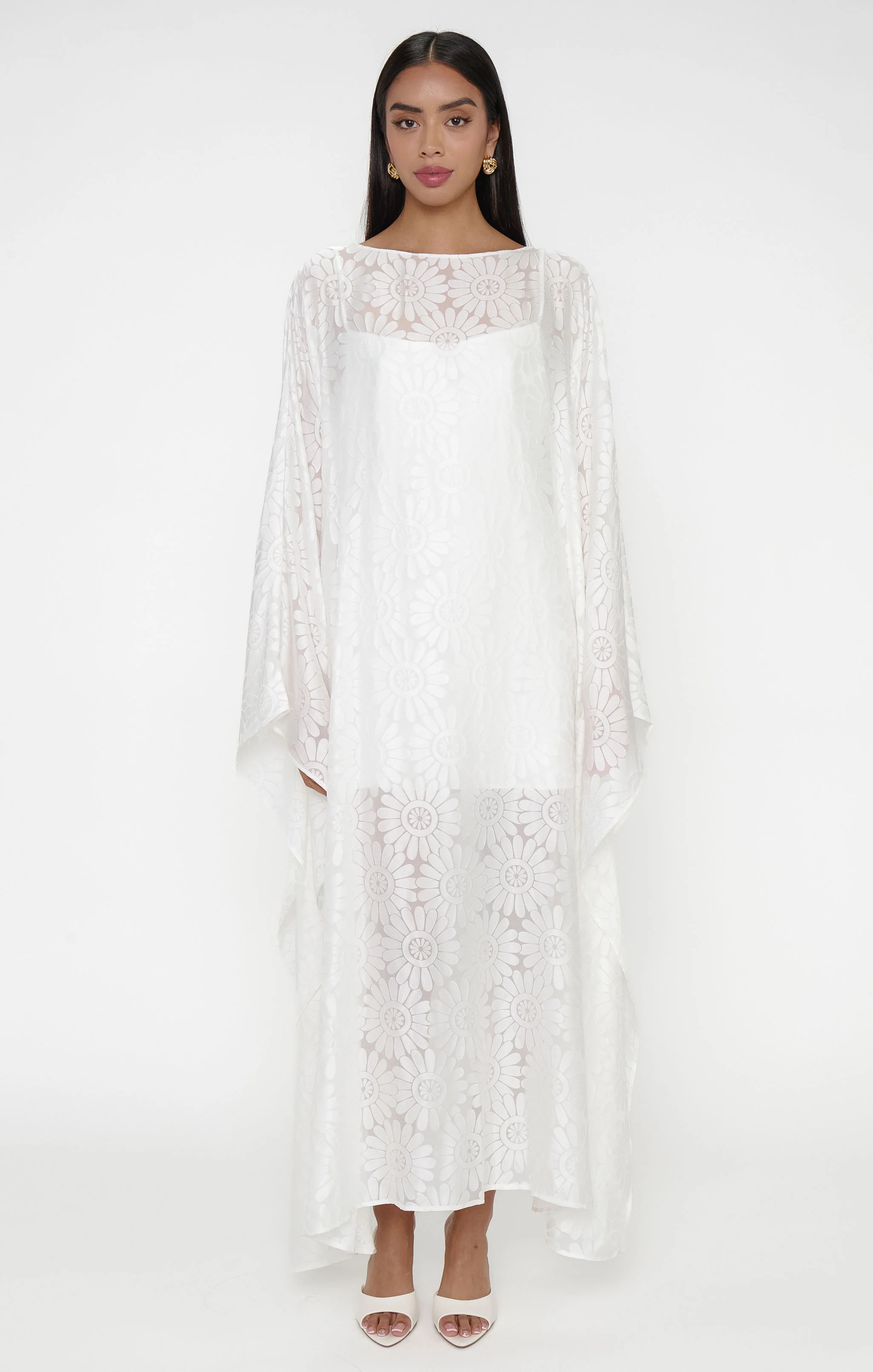 Olsen Maxi Dress, in White Daisy Burnout, Size: Small | Show Me Your Mumu | Show Me Your Mumu