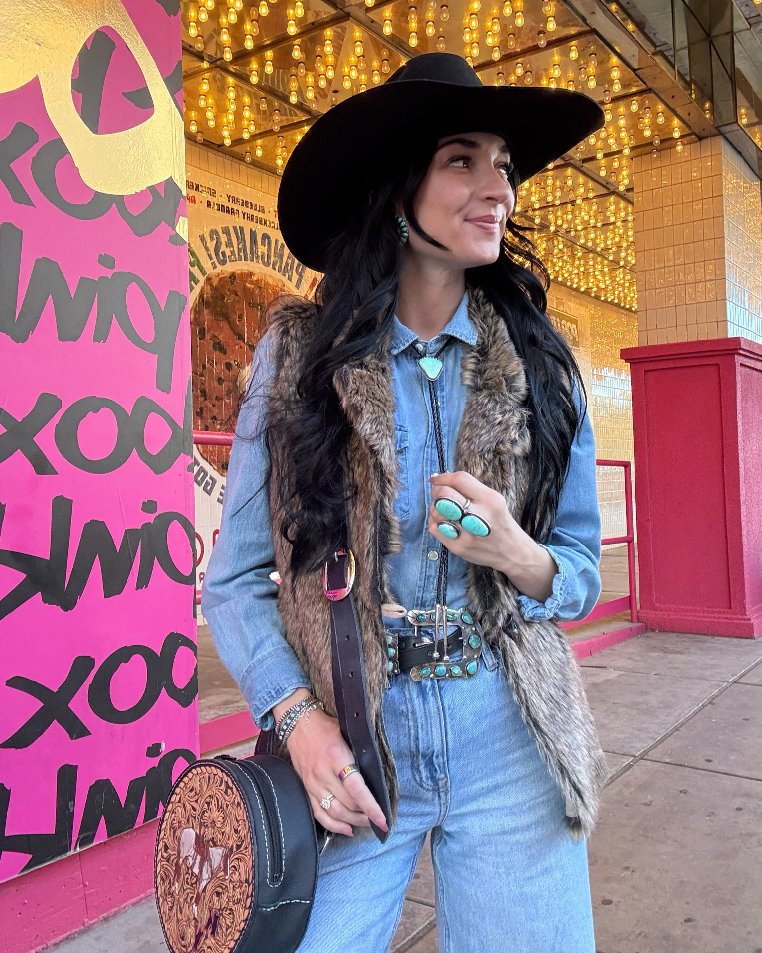 Turquoise Linked for you! 

#LTKSeasonal #LTKStyleTip #LTKGiftGuide