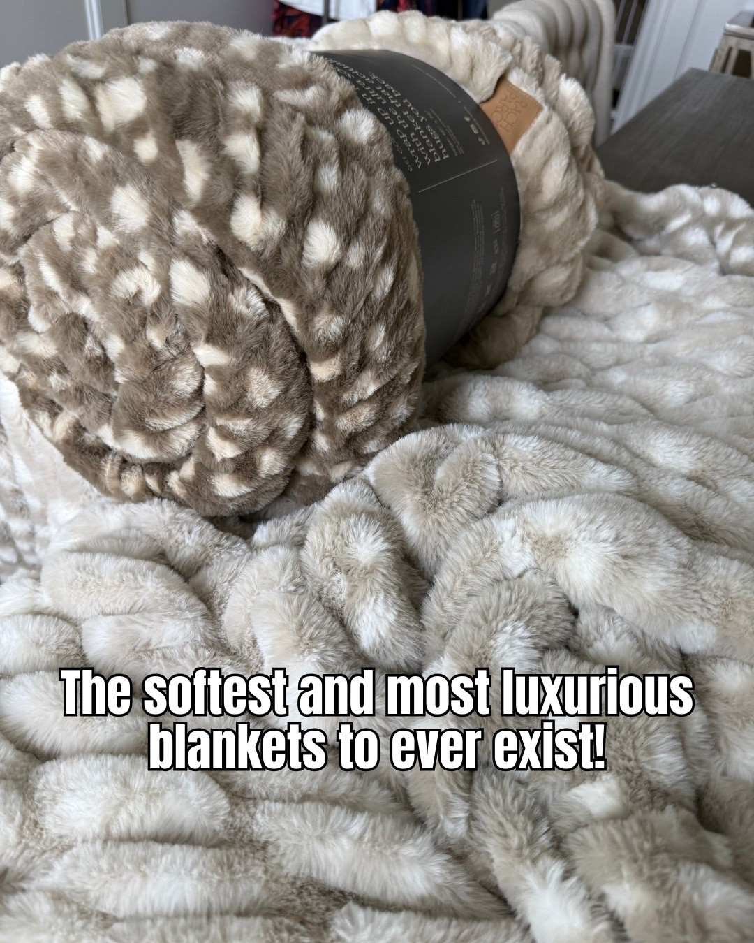 The softest, coziest blanket you will ever own!

#LTKmorningroutine #LTKdayinmylife #LTKHome