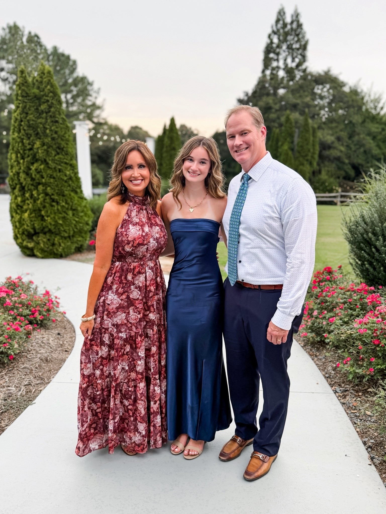 Wedding guest dress 
I sized down to XS, but small would work too.  Also linked the only strapless bra I’ll wear!

#LTKOver40 #LTKWedding #LTKmomlife