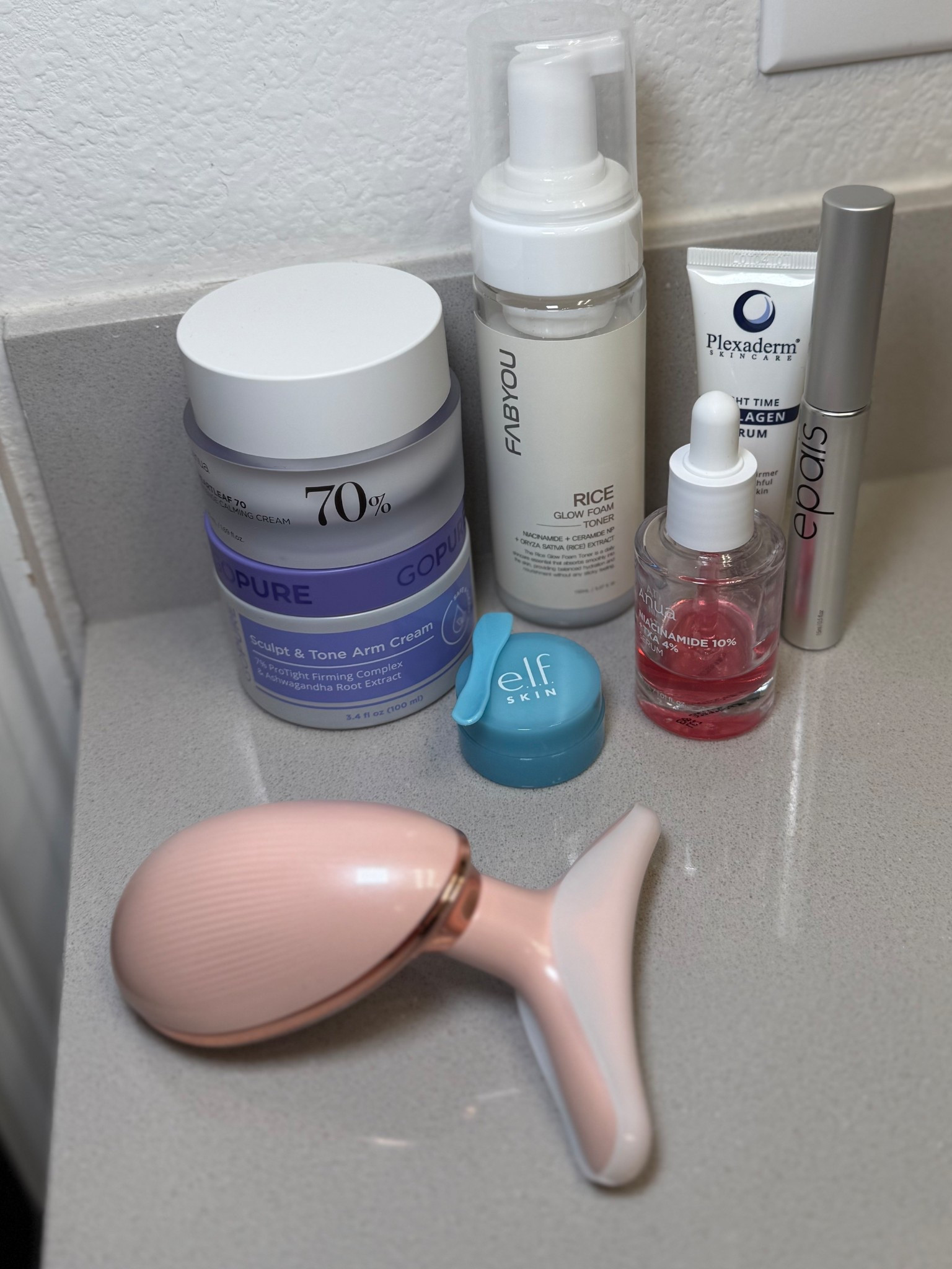 Night skincare routine 🤍🧖‍♀️🫧

mom self care, skincare addict, skin routine, skincare product  

#LTKSaleAlert #LTKOver40 #LTKFindsUnder50