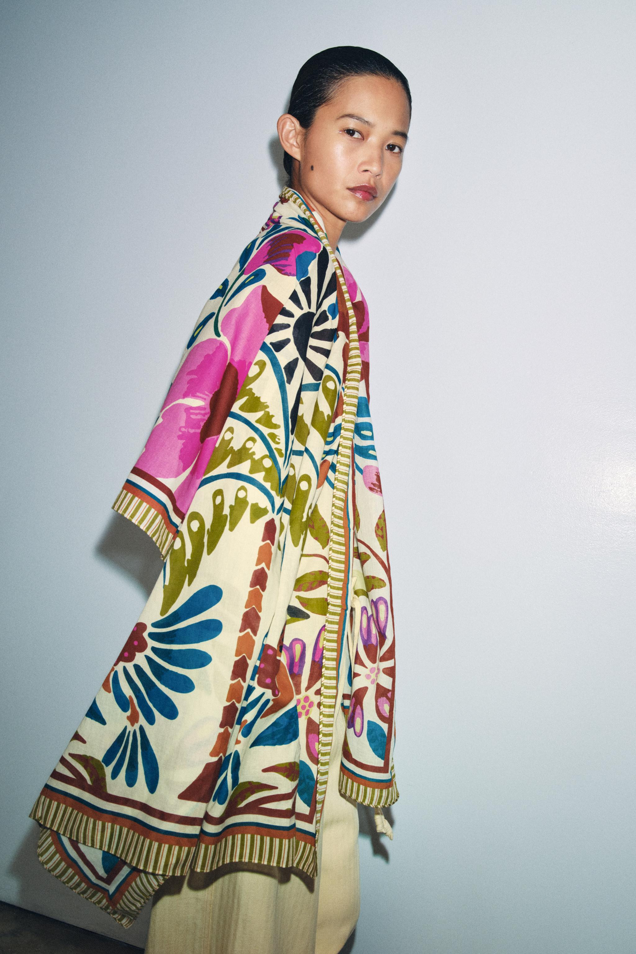 100% COTTON TROPICAL PRINT SCARF | Zara US