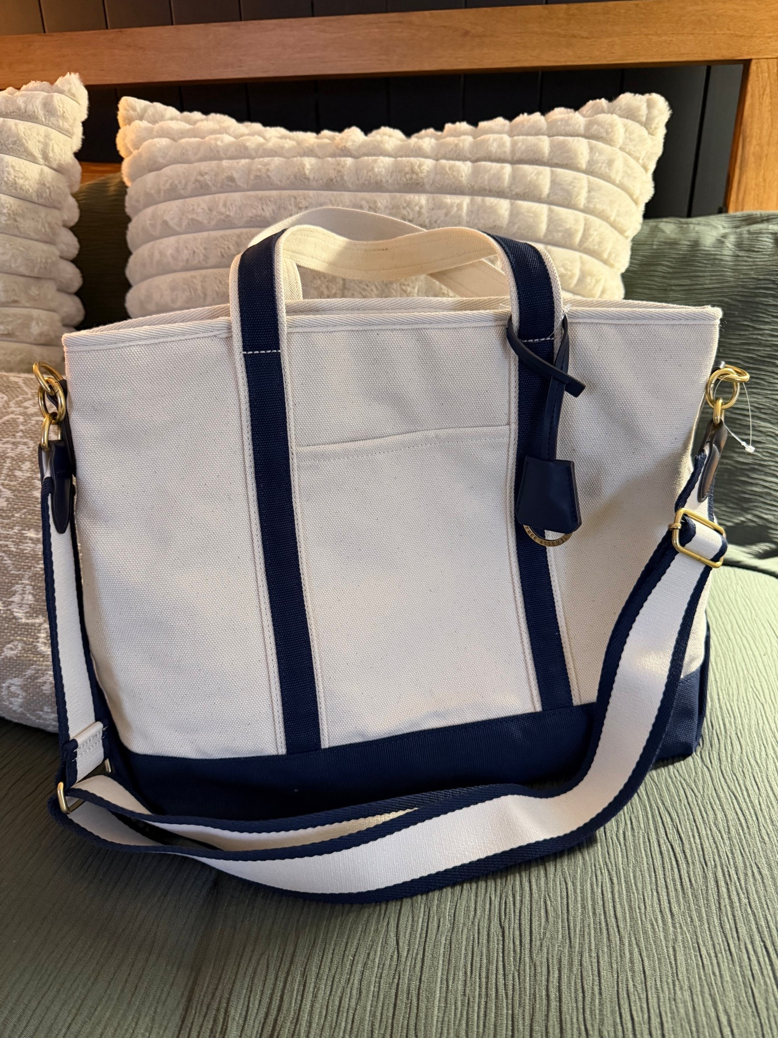 So beyond impressed with this Walmart bag! 😍