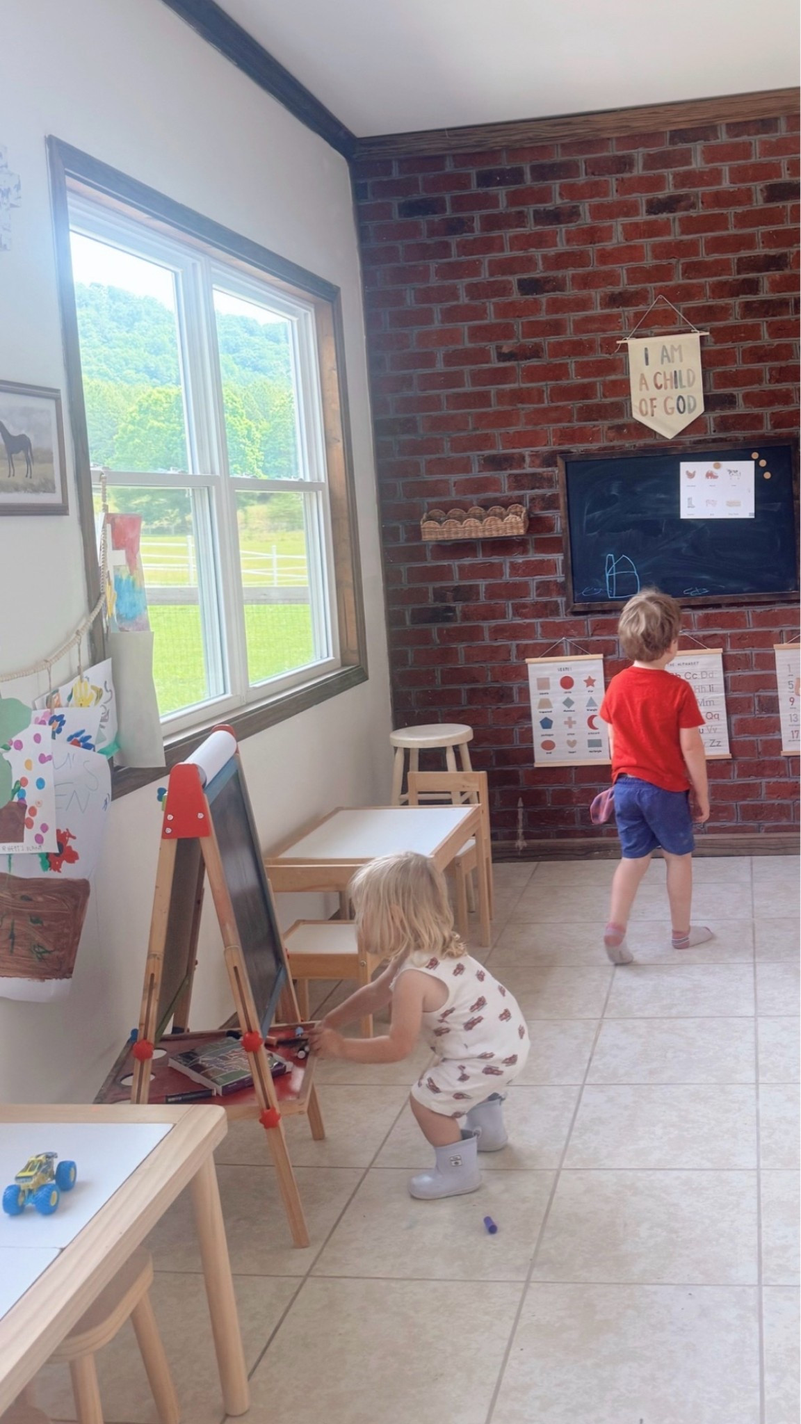 Makes my heart so happy to have a full and happy home 🏡 and yard 🌳 - full of littles 👶🏼 running around 🌼, playing “school” 🍎 (sooo nostalgic to my childhood 🥹) biking down the driveway 🚲, and eating watermelon 🍉  - these are the days!! 🫶🏽