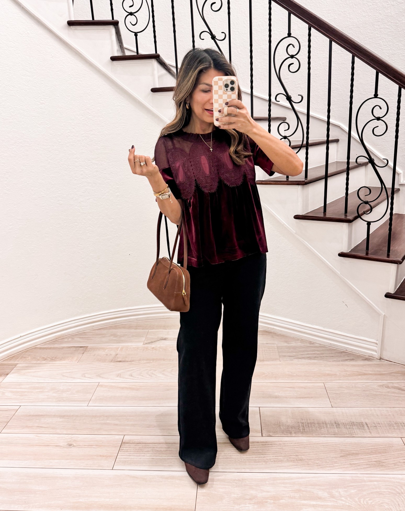 I’m 5’2” 118#ish for reference 
Thanksgiving outfit that can also be Holiday outift.
Top in XS tts- Burgundy Red.
Jeans size 2 tts- 30” length, come in length options.
Boots tts.
Bag and accessories are linked.
All on Black Friday Deals.


#LTKHoliday #LTKCyberWeek #LTKOver40