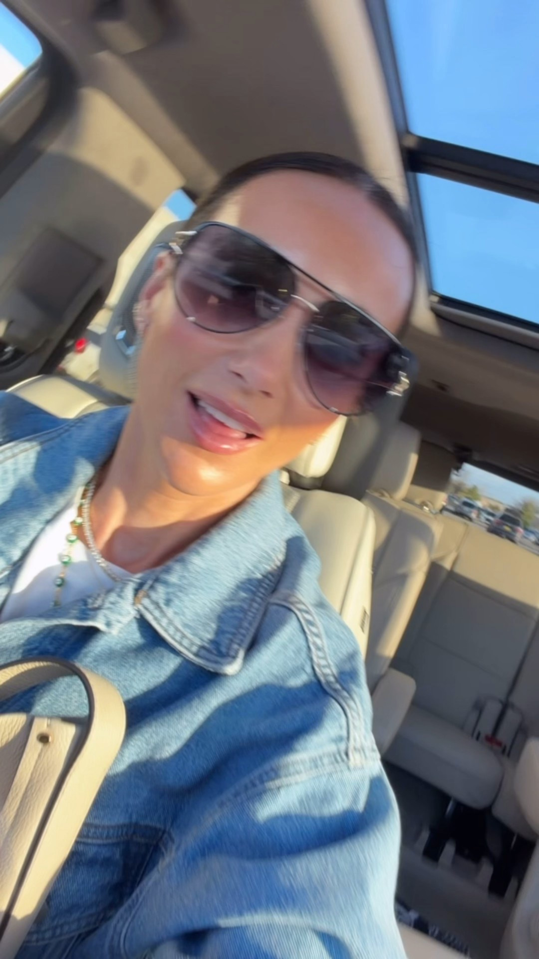 Two things worth sharing (loved by many) and now on sale 

#LTKgrwm #LTKSaleAlert #LTKOver40