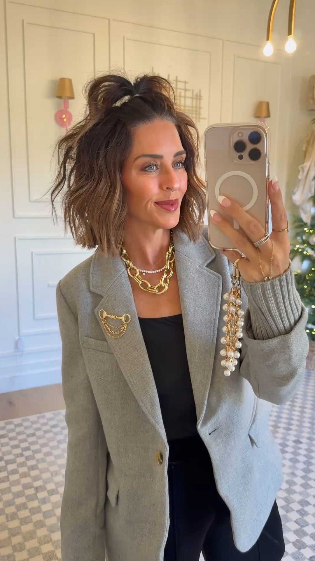 Cozy sweaters - size S
Thanksgiving outfit, Christmas outfit 
Jeans - size 4



#LTKFindsUnder50 #LTKStyleTip #LTKFindsUnder100