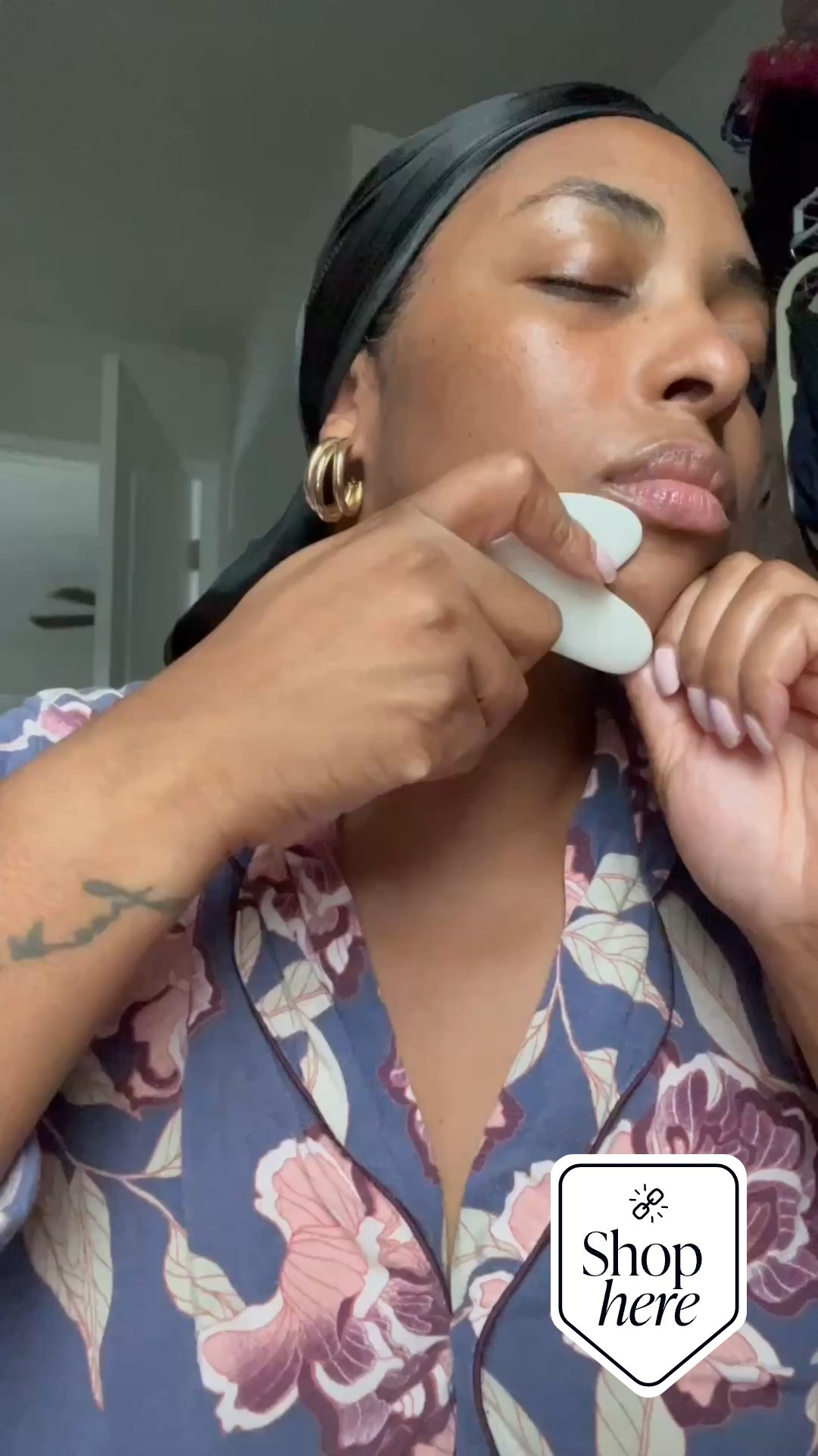 Gua Sha Daily Routine ✨

#LTKSaleAlert #LTKOver40 #LTKGiftGuide