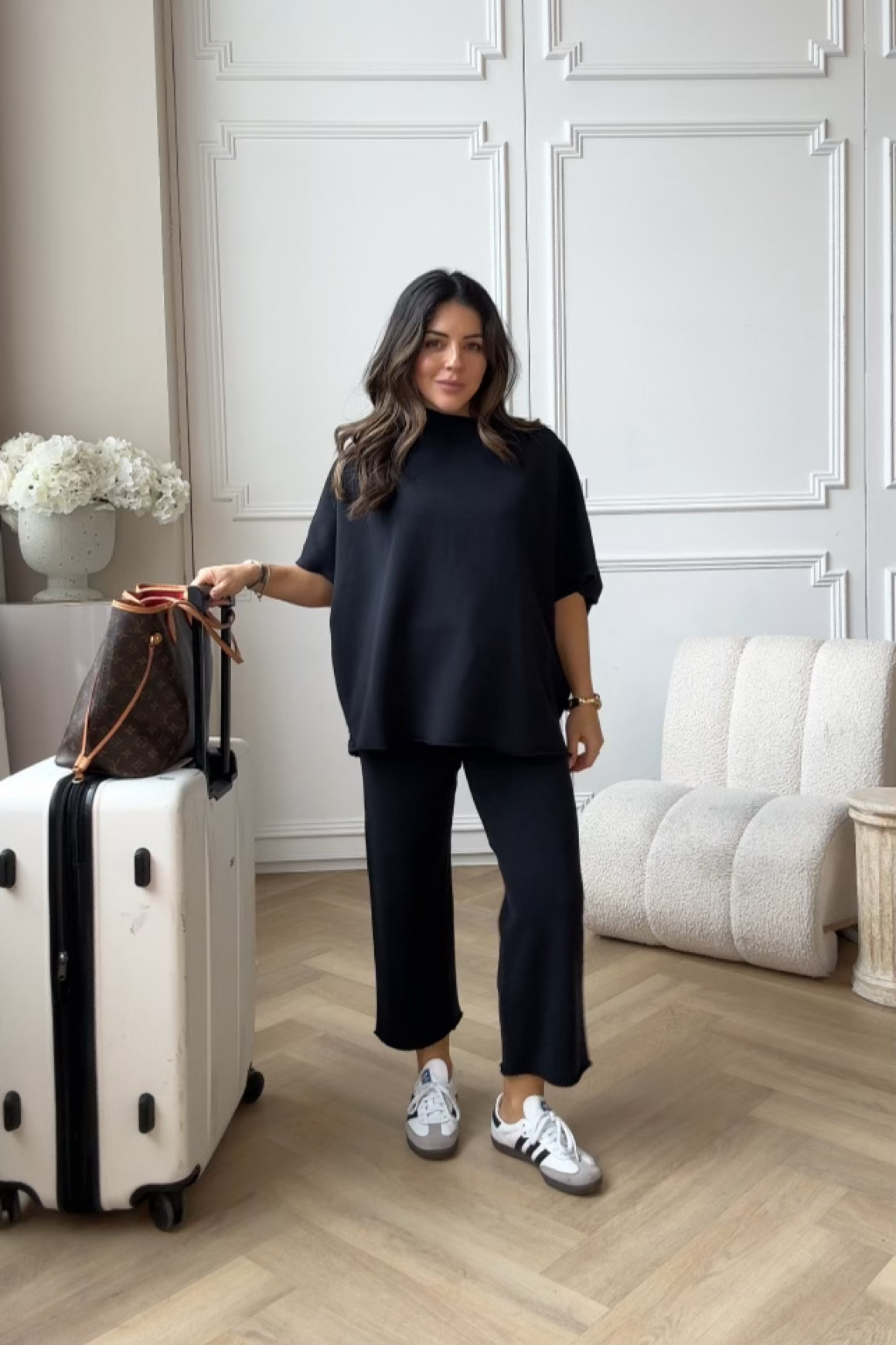 3 timeless looks from @frankandeileen! I heard a lot about this brand, so naturally, I had to try it out. These are timeless investment pieces that you can keep in your wardrobe for years!! Bonus, The pieces are all made in the USA with the highest quality materials. 

I can’t wait to wear the travel set on my next getaway- the set feels so effortlessly chic and it’s 100% cotton so it has great breathability. In look 2, I paired the Cork denim with the Anna sweater- the denim is soft and malleable but retains its shape. Bonus points for being the most comfortable denim ive ever worn!!
And lastly, look 3- timeless and elegant made modern with a mesh sandal - I love finding timeless pieces that i’ll have for years and years 

You can shop these looks in my @shop.ltk

#frankandeileenpartner #wearloverepeat #liketkit #momstyle #traveloutfits #travel #springfashion #fashion





Frank and Eileen set
XS - Top and Bottoms

#LTKtravel #LTKstyletip #LTKworkwear