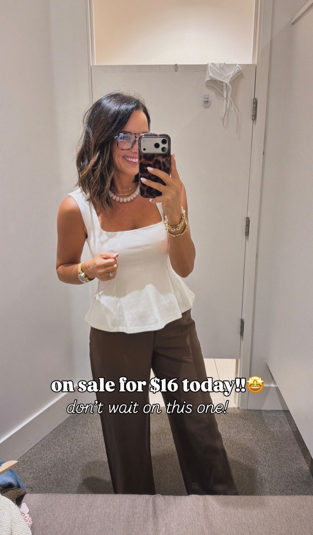 $16 … yeah i’m not leaving this behind

wearing a size XS

target top xs, square neck tank, brown trousers outfit, neutral outfit inspo, casual chic outfit, affordable outfit

#targetstyle #ltkunder50 #neutraloutfit #casualchic #affordablefashion #everydayoutfit