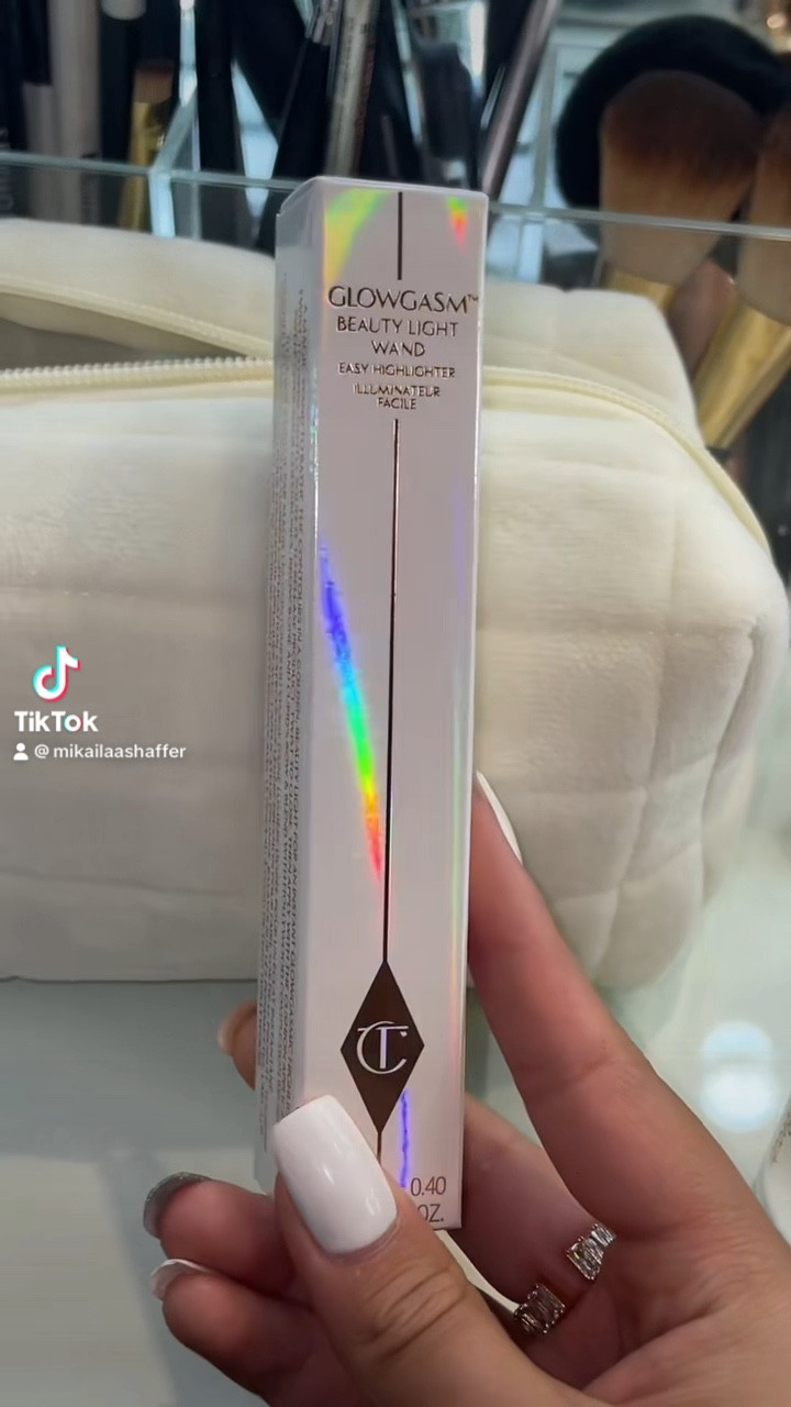 ✨✨

#LTKbeauty #LTKMostLoved #LTKGiftGuide