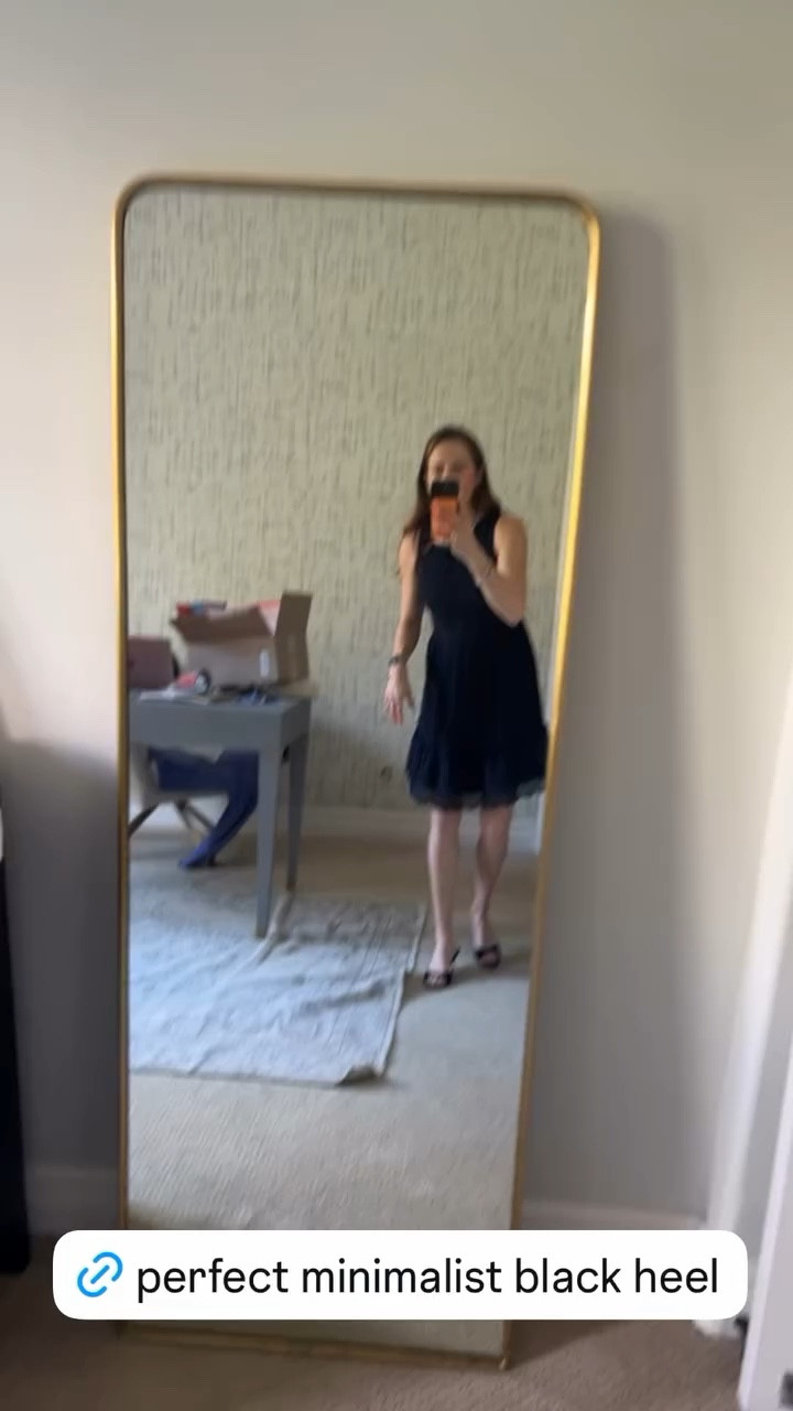 Carolyn Bessette style, minimalistic style, clean 90s style, cool girl style, clean girl aesthetic, wedding. Guest shoe 

#LTKWedding #LTKWorkwear #LTKSaleAlert