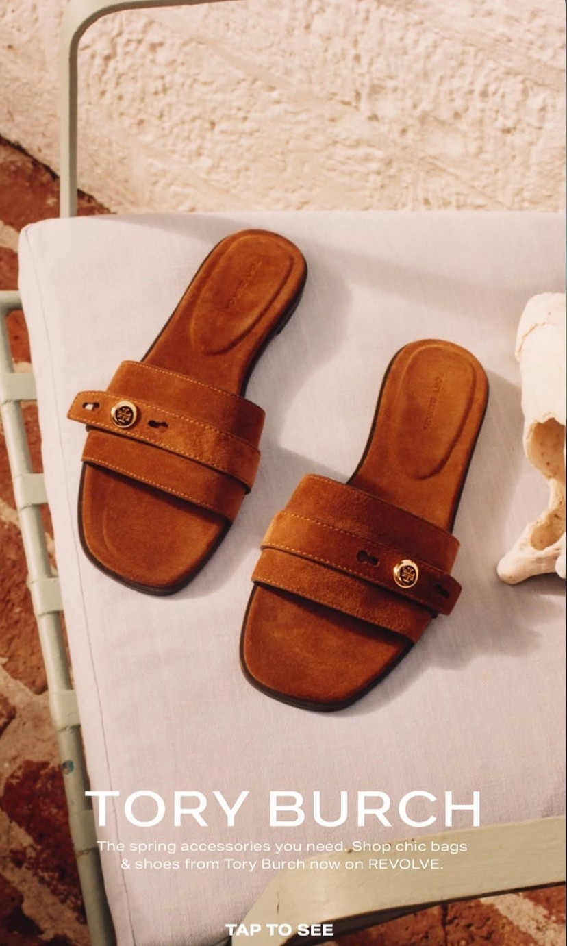 Tory Burch 🤎 Spring accessories 

#toryburch #slides #shoes #sandals #revolve bag handbag 

#LTKOver40 #LTKgrwm #LTKootd