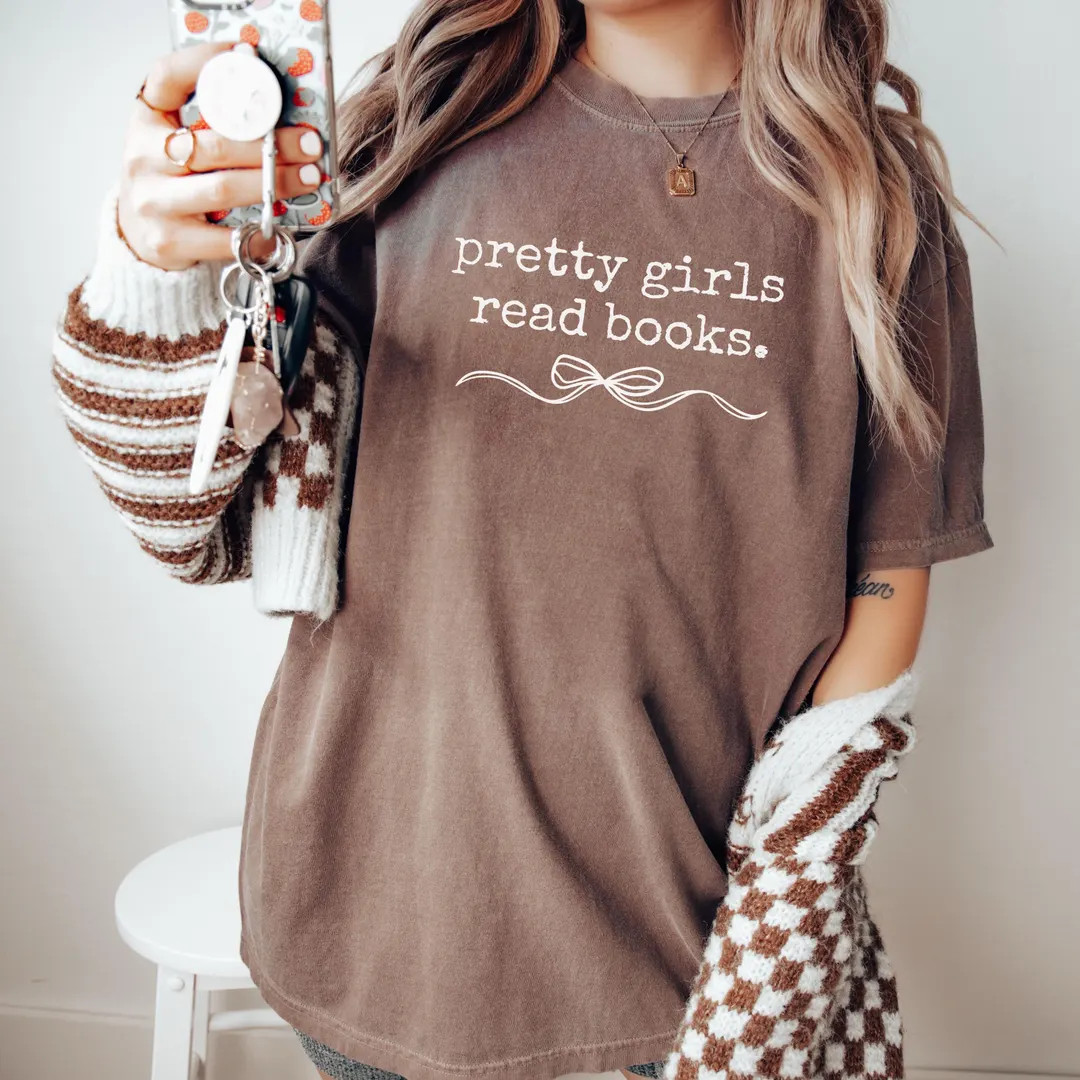 Comfort Colors® Pretty Girls Read Books, Book Lover Shirt,bookish Shirt, Book and Bow Shirt, Rea... | Etsy (US)
