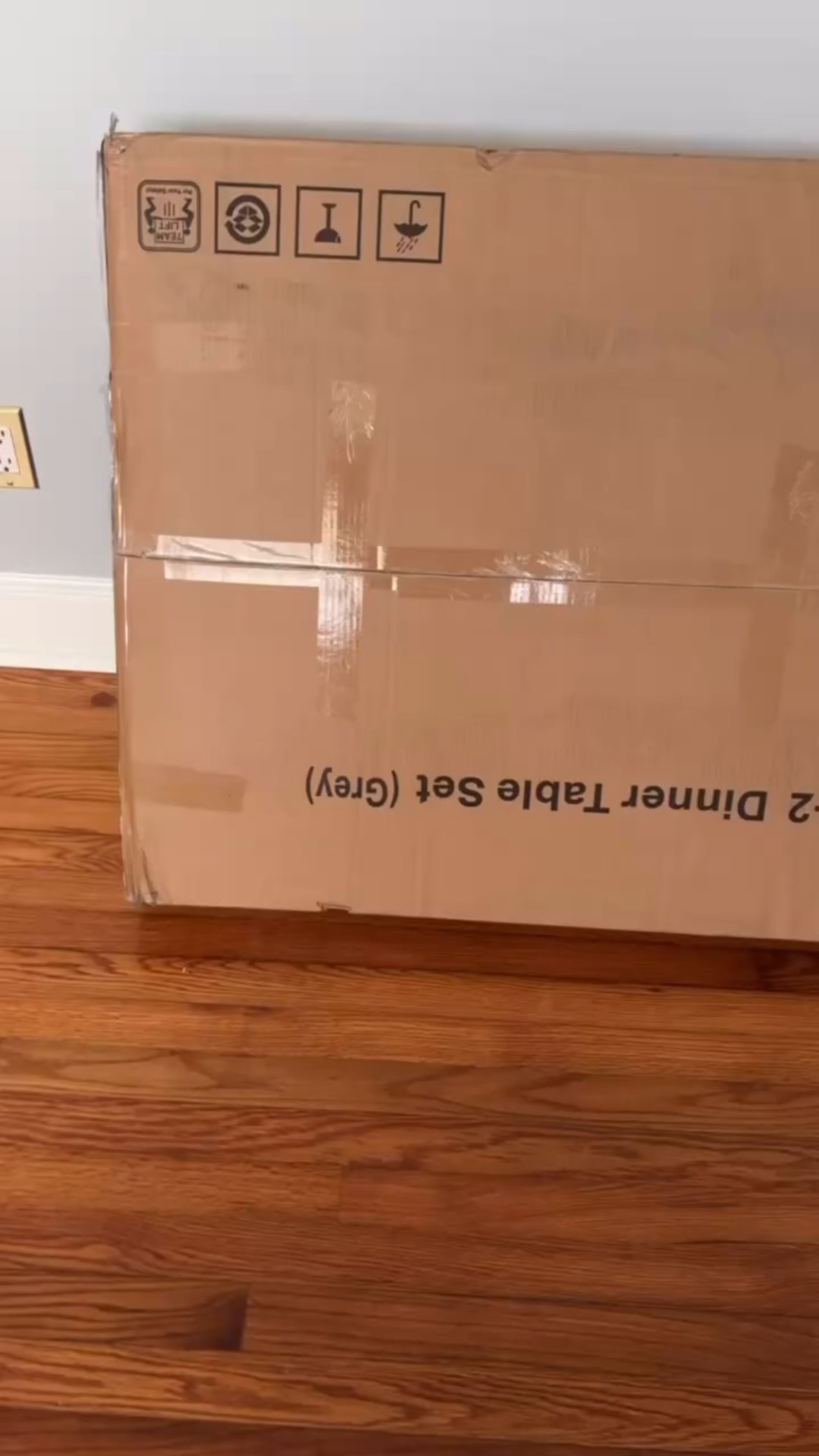 Hello my Love happy Tuesday in love with my @garvee_official dining room it's super beautiful and comfortable I loved it tell me what you think

Link 

#garveefurniture #garveeblackfriday 
#garvee 
#home 
#denningroom 
#viral 
#usa

#LTKSaleAlert #LTKHome #LTKSummerEdit