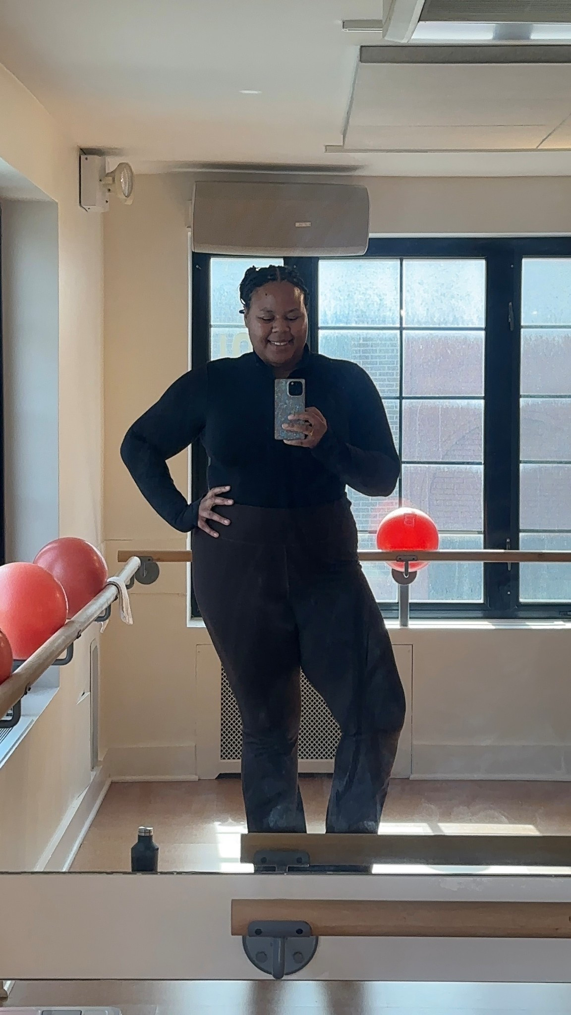 Gotta hit the barre… and the cyber week sales 💻 

Gap is still going strong with a 50% off sale and an extra 10% off with the code CYBER 🛒 

#LTKTall #LTKActive #LTKCyberWeek