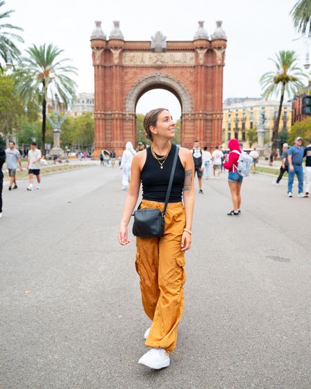 The perfect outfit for walking the city streets of Barcelona ✨

#LTKeurope #LTKworkwear #LTKtravel