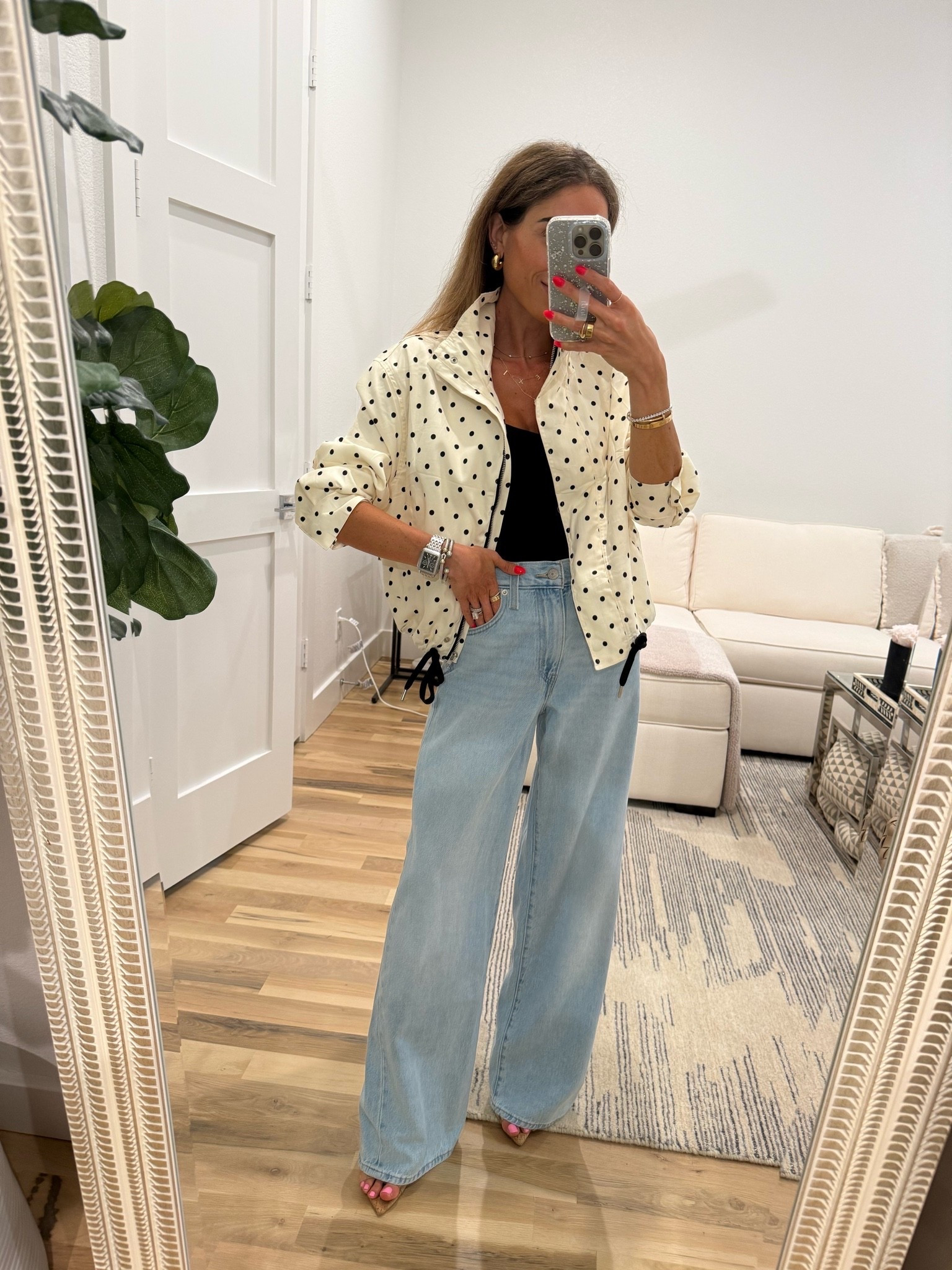 A cute fall transitional fall outfit idea. Levi wide leg jeans with polka dot jacket

#LTKPetite #LTKootd