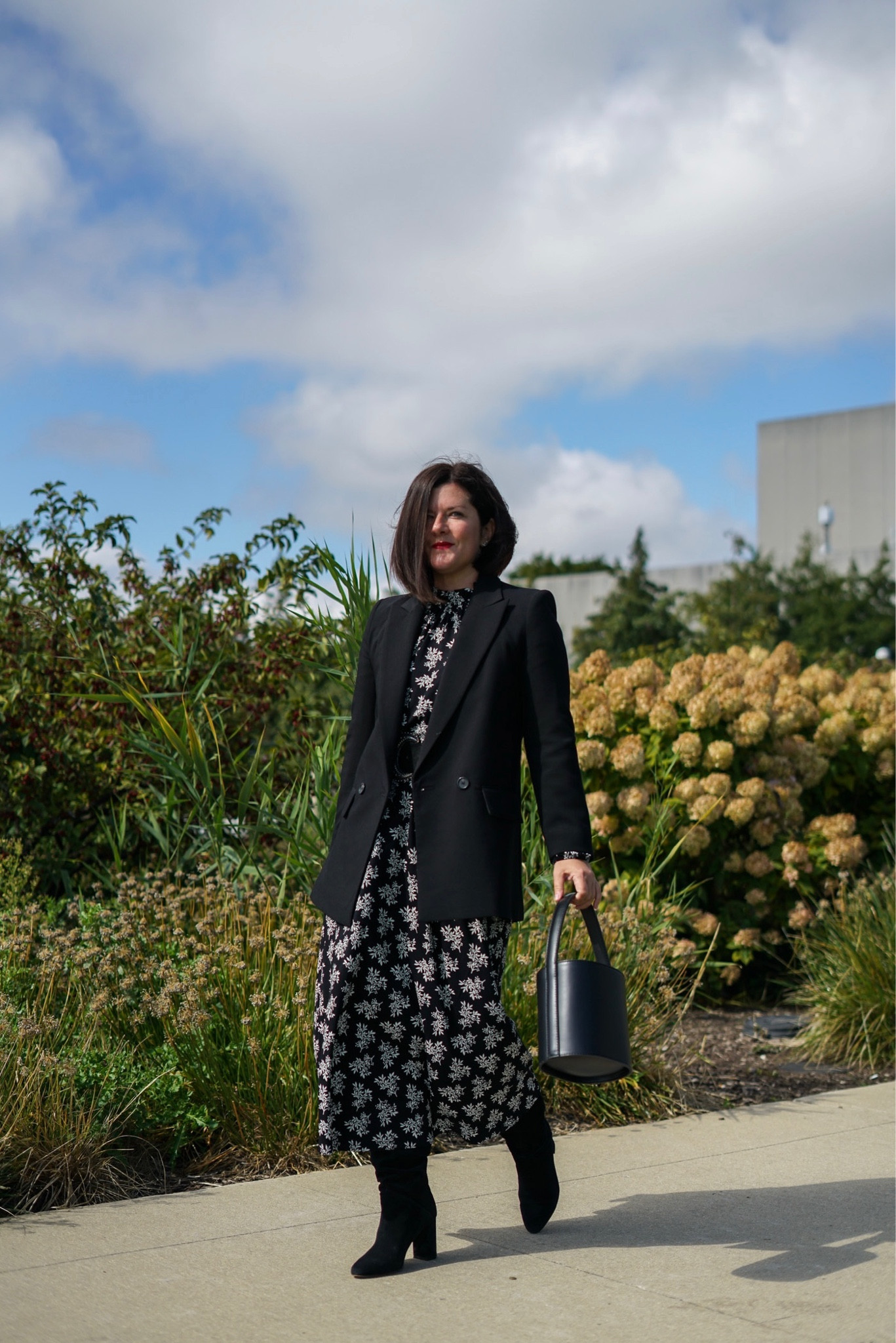 Fall maxi dress with black blazer and black boots #petitedress #blackdress #blackblazer

#LTKstyletip #LTKworkwear
