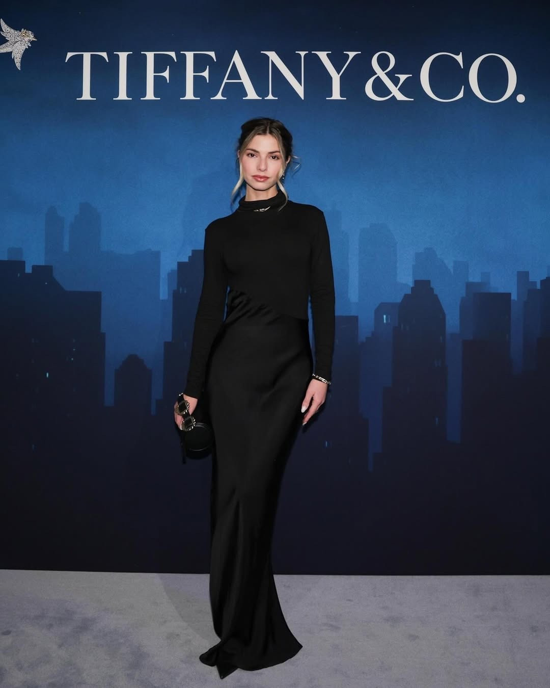 OOTN 🖤 My dress is 40% off at Bloomingdale’s ✨

#LTKHoliday #LTKootd