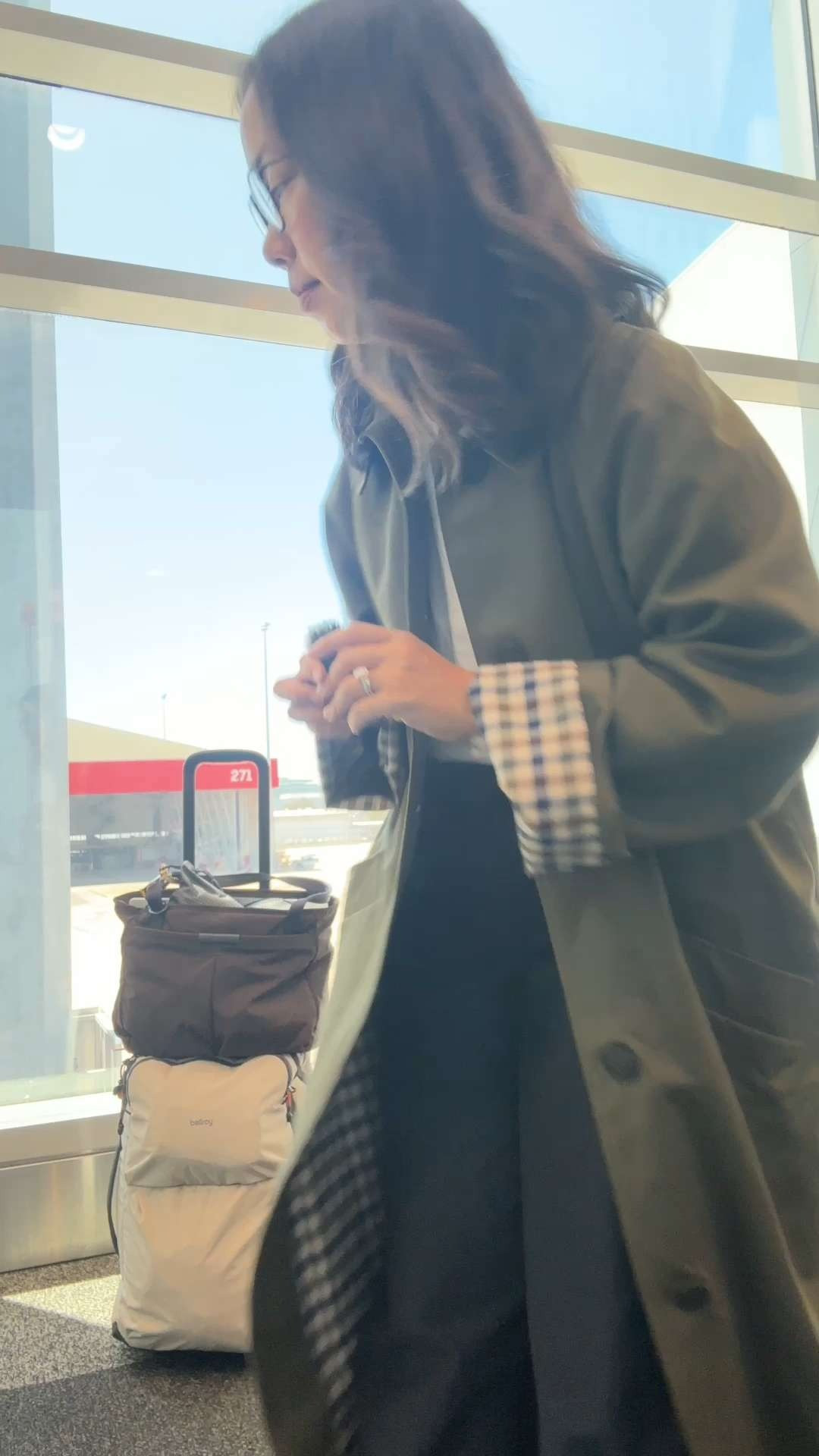 Size S in my white tee, size S in my barrel leg trousers (I've linked two colours in the exact same style), my Gucci loafers are also linked, wearing a size FR 36 in my jacket, my bag combo is linked too  

 #LTKaustralia #LTKworkwear #LTKtravel