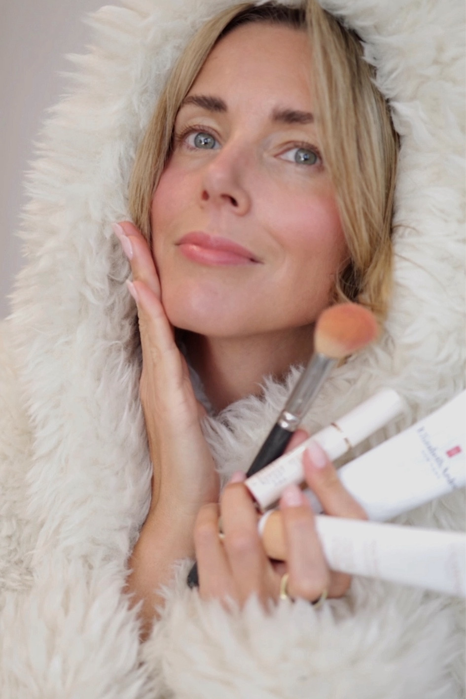 Ski makeup and skincare 
Winter makeup
Dry skin makeup 

#LTKeurope #LTKbeauty #LTKuk