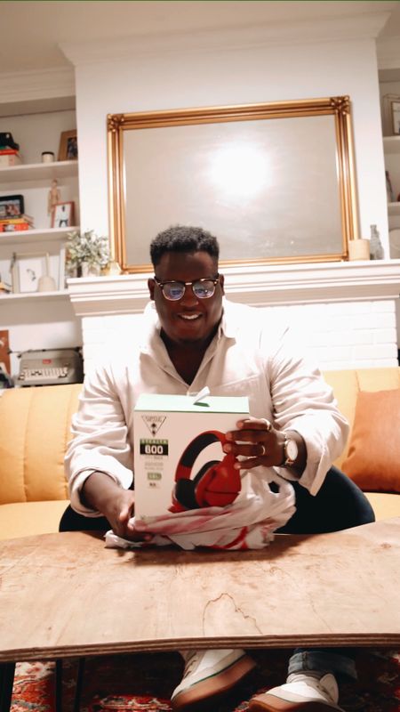 [#AD] I recently had to grab a new gaming headset, and I found the perfect ones! This Turtle Beach headset from @target is great for getting me in my game. When it’s time to buy #holidaygifts for your gamer, pick up this #TargetTopTech product. #TargetPartner 

Shop this headset through my profile on the @shop.ltk app!
#target #toptech #liketkit 

#LTKSeasonal #LTKHoliday #LTKmens