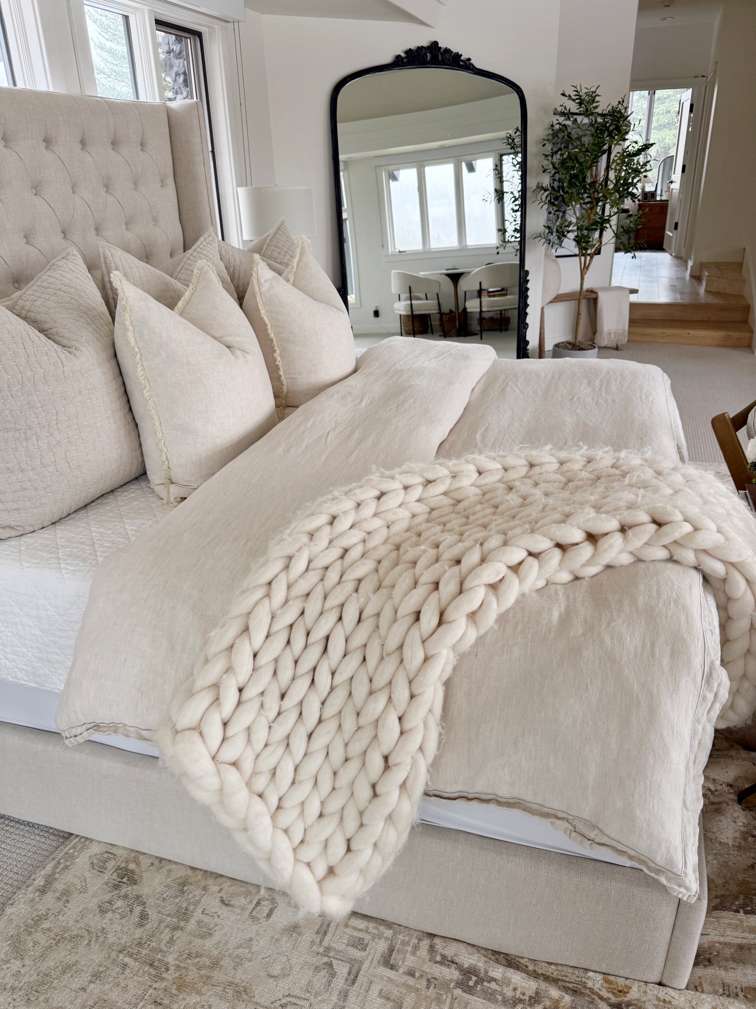 Non-toxic neutral bedding FTW! Linen, cotton and wool👏🏻

Home decor
Pillows
Bedroom
Mirror 

#LTKSeasonal #LTKHome