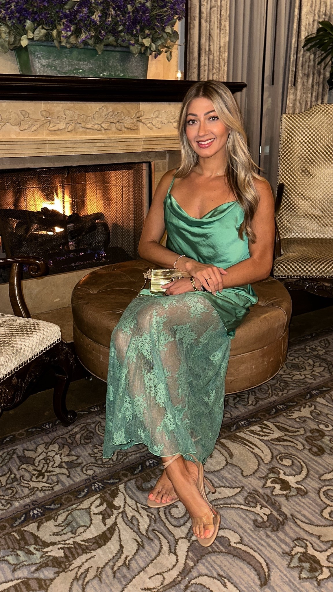 The green dress of my dreams 💚

I sized up in size and length (wearing an M tall) usually wear a small and I’m 5’6”. 

#LTKStyleTip #LTKFindsUnder100 #LTKSaleAlert