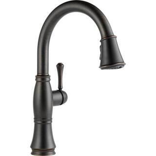 Delta Cassidy Single-Handle Pull-Down Sprayer Kitchen Faucet in Venetian Bronze 9197-RB-DST - The... | The Home Depot