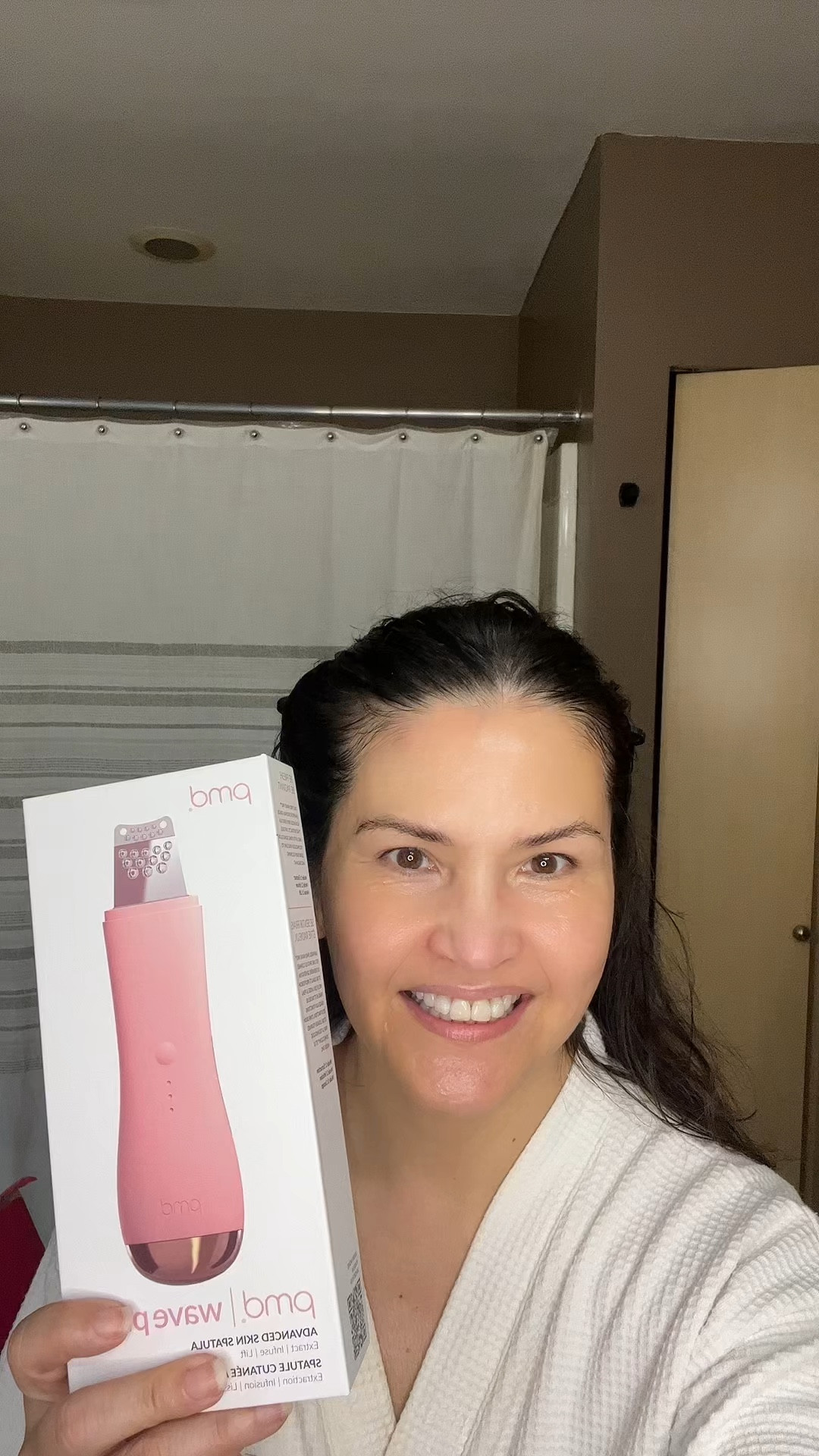 4 in 1 facial tool

#LTKbeauty #LTKHolidaySale #LTKGiftGuide