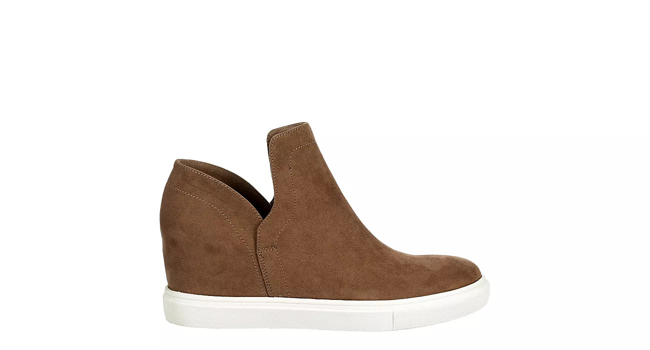 Eva & Zoe Womens Mattie Slip On Sneaker - Taupe | Rack Room Shoes