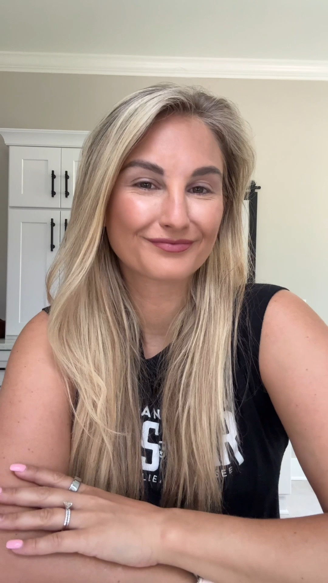 When you only have the energy for a half-ass makeup routine, but somehow it still comes together. 😂💁🏼‍♀️

Products I reached for:
✨ @tartecosmetics Shape Tape Concealer
✨ @bareminerals Complexion Rescue Tinted Moisturizer SPF 30
✨ @beautyblender
✨ @lorealparisusa Infallible Powder
✨ @lysbeautyofficial Bronzing Stick
✨ @itcosmetics Blush
✨ @lorealparisusa Brow Pencil
✨ @morphebrushes Signature Lip Liner
✨ @wetnwildbeauty Liquid Lipstick
✨ @lauragellerbeauty Brushes

Sometimes "good enough" is exactly what we're going for. 🤍

#LTKgrwm #LTKdayinmylife #LTKmorningroutine